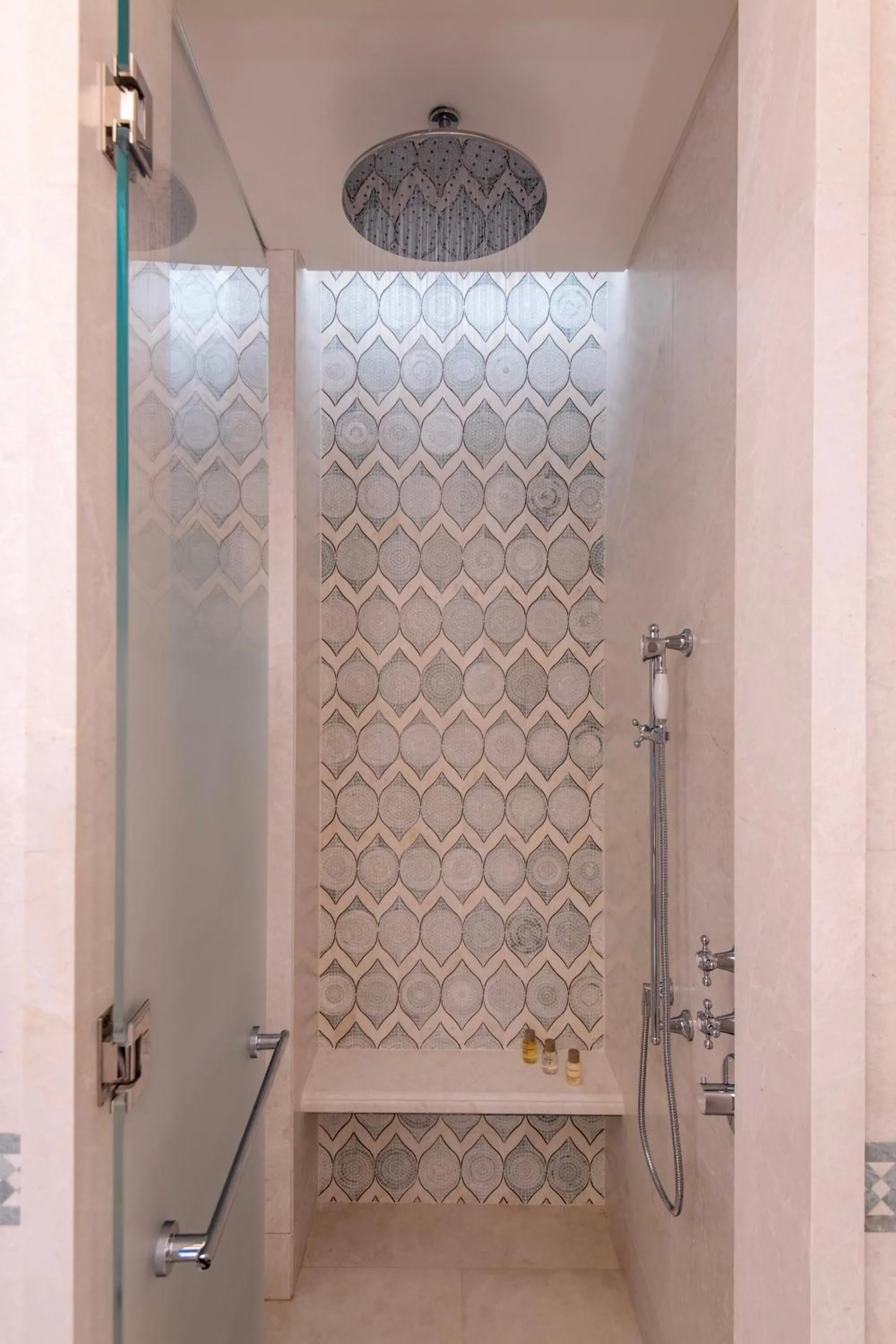 Shower in The Chedi Katara Hotel & Resort