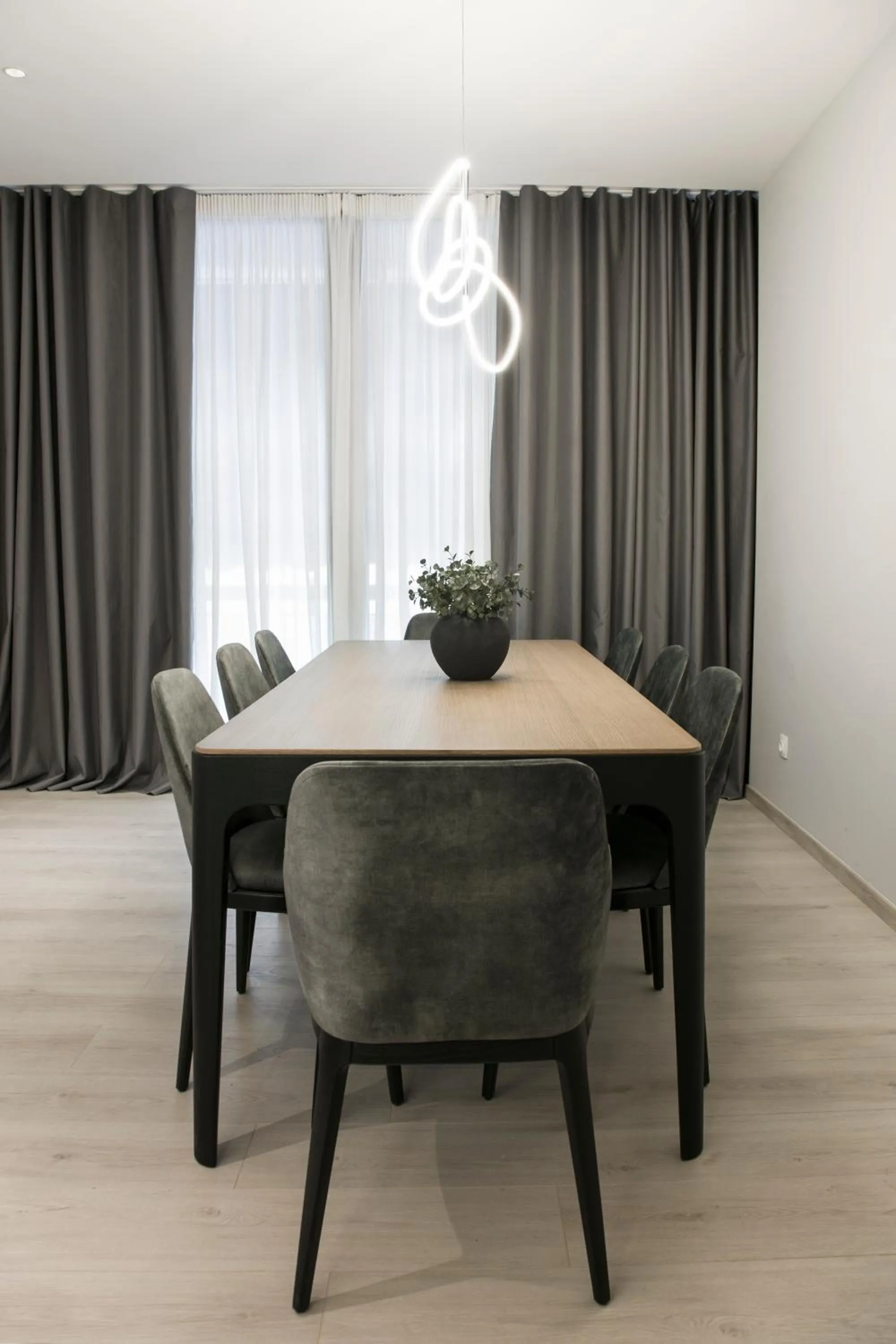 Dining area in Ultra Chic Modern 4 Bedrooms Apartment in Athens