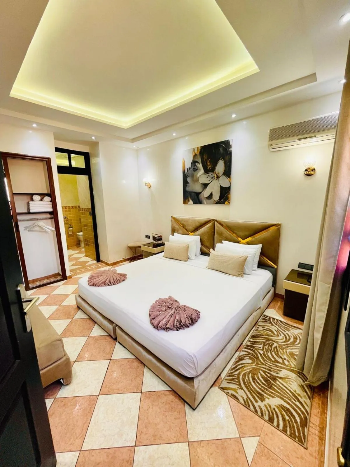 Bedroom, Bed in RIAD DOUIRTNA