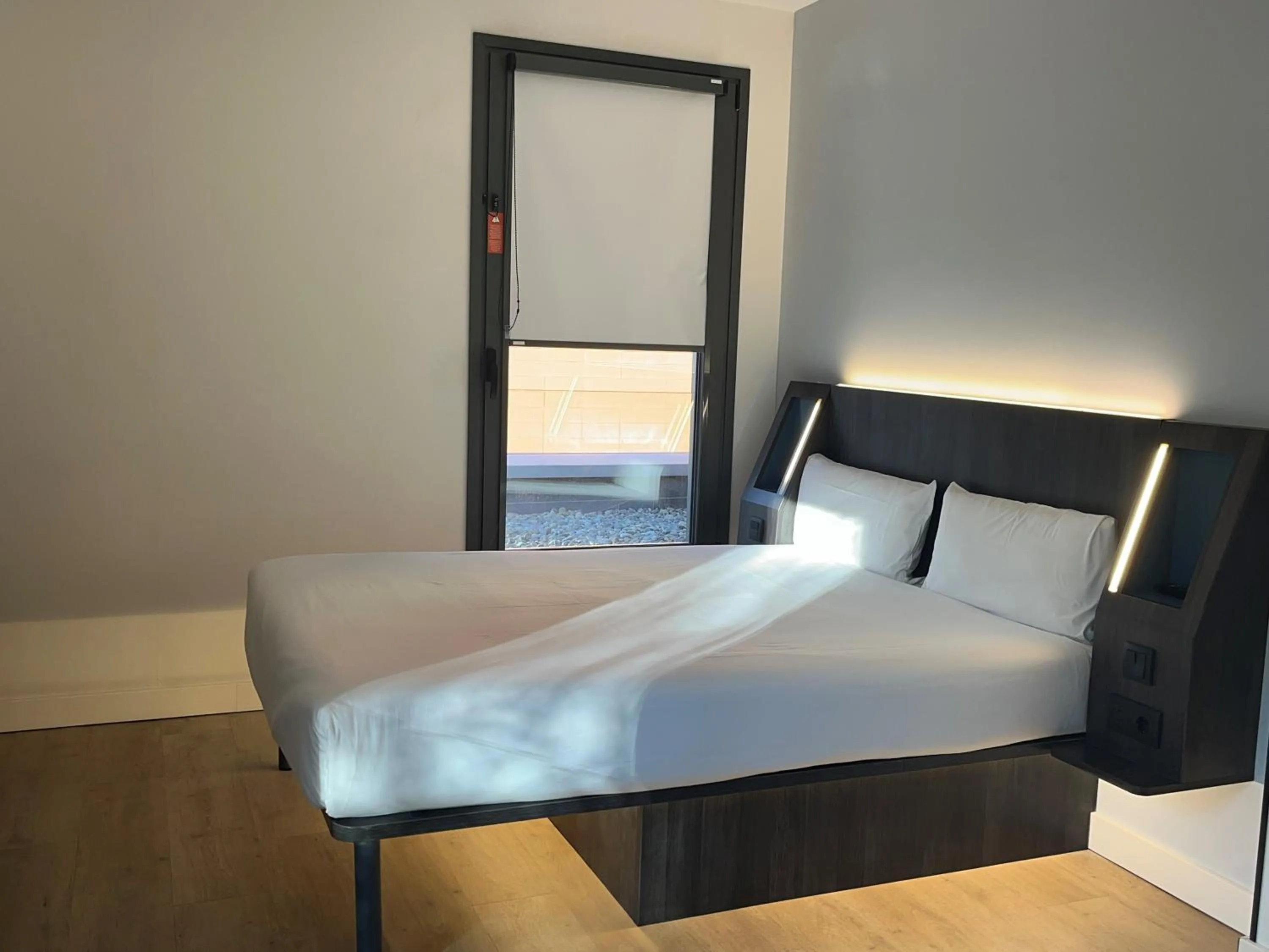 Bed in easyHotel Madrid Centro Atocha