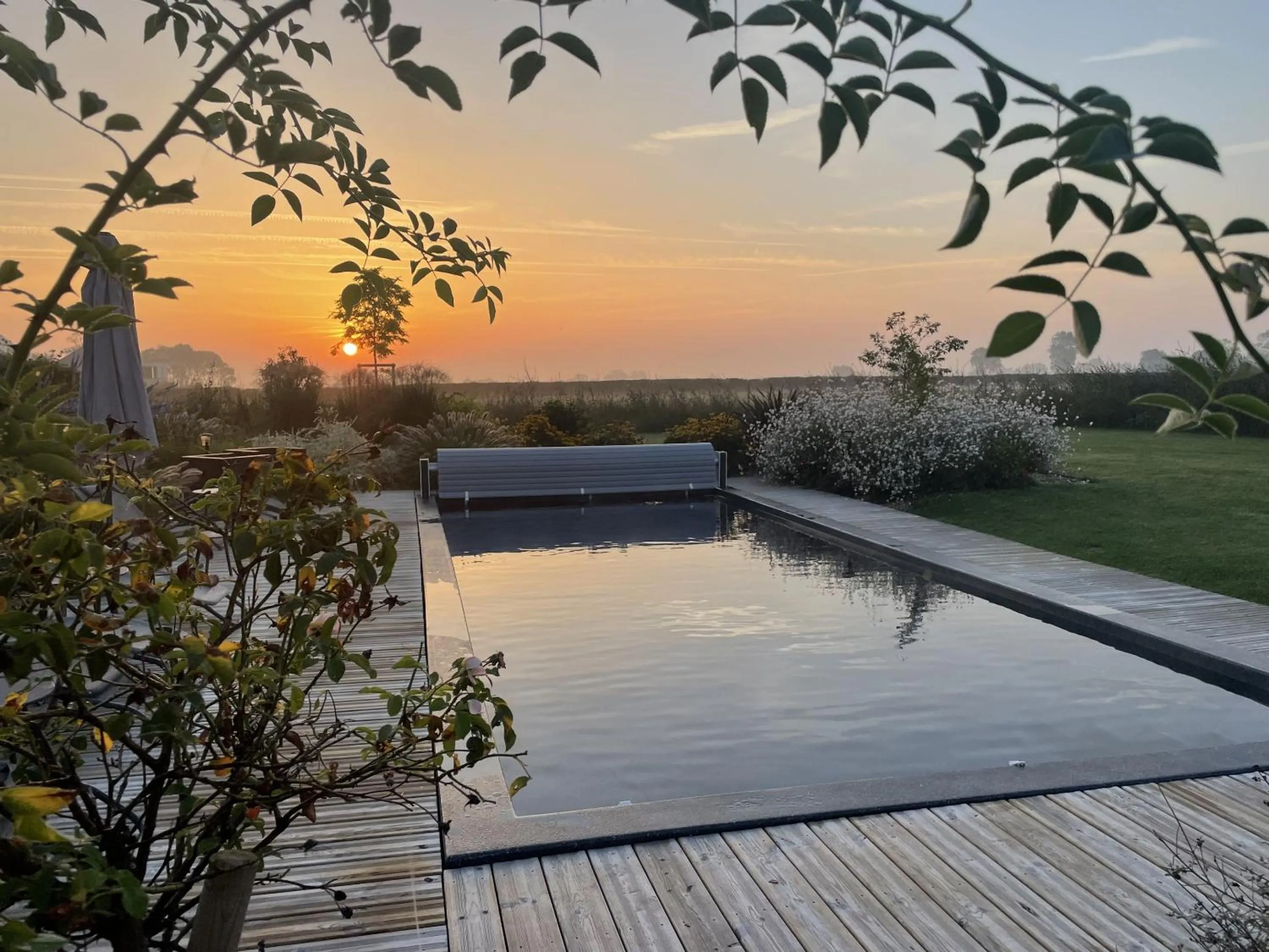 Pool view in AureFées