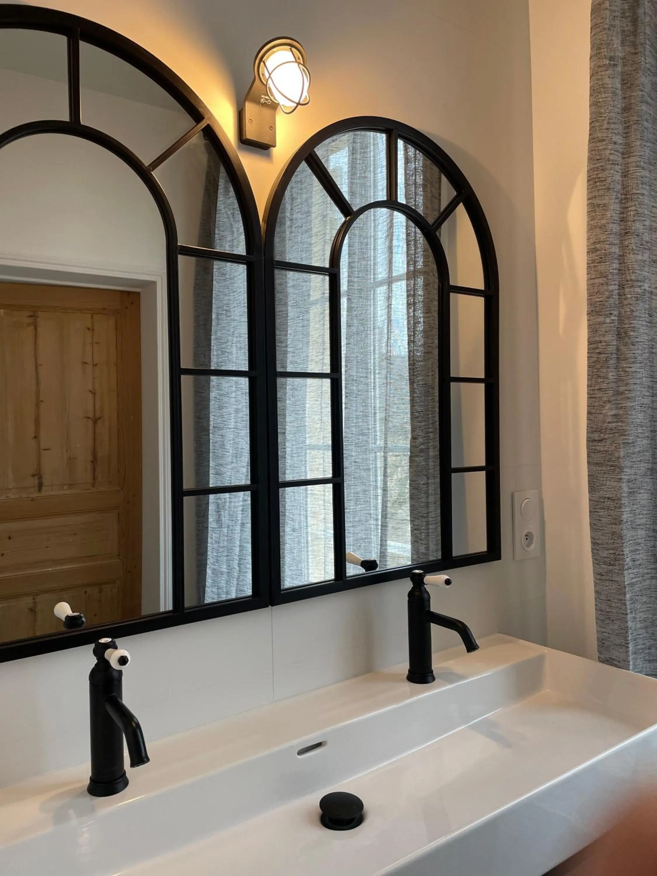 Bathroom in AureFées