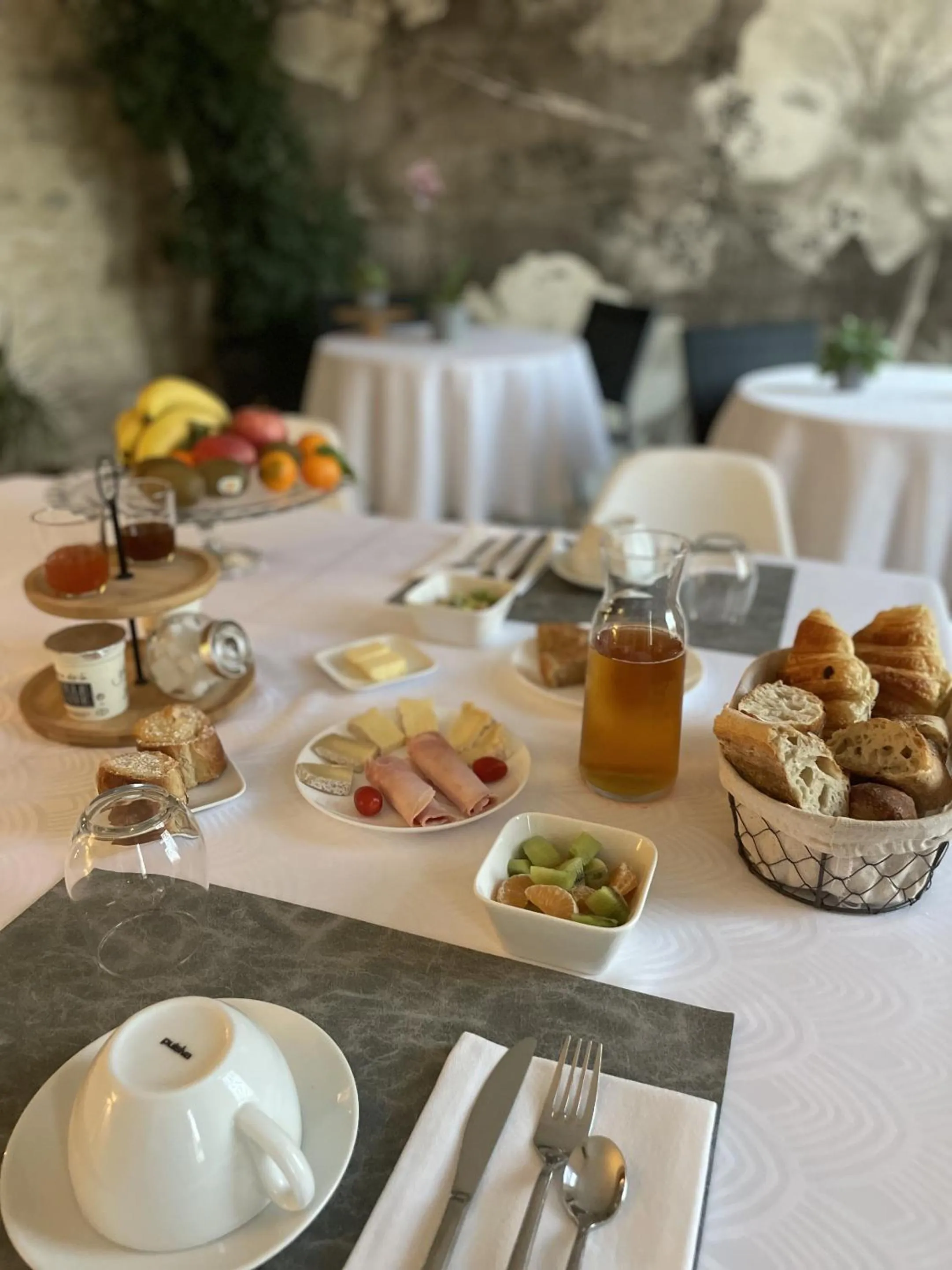 Breakfast in AureFées