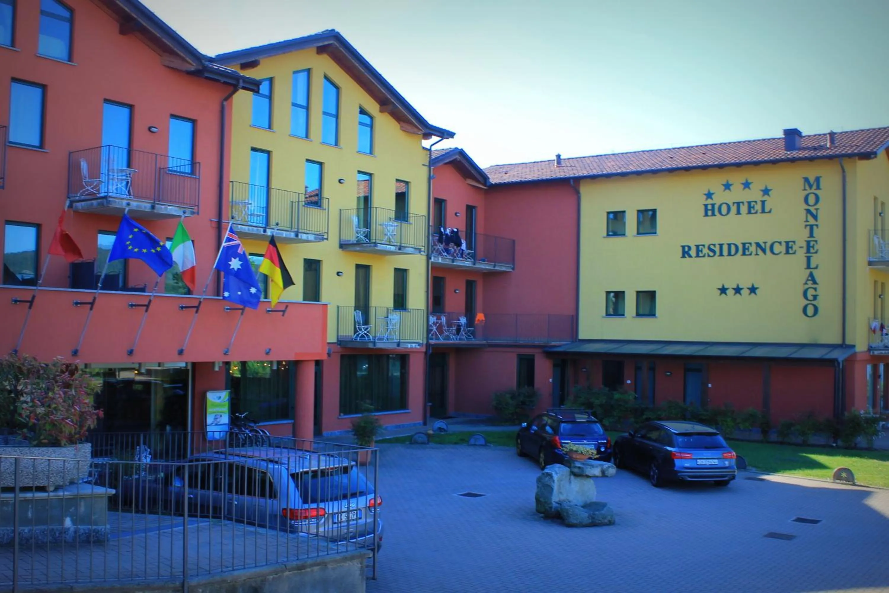 Property building in Hotel Residence Montelago