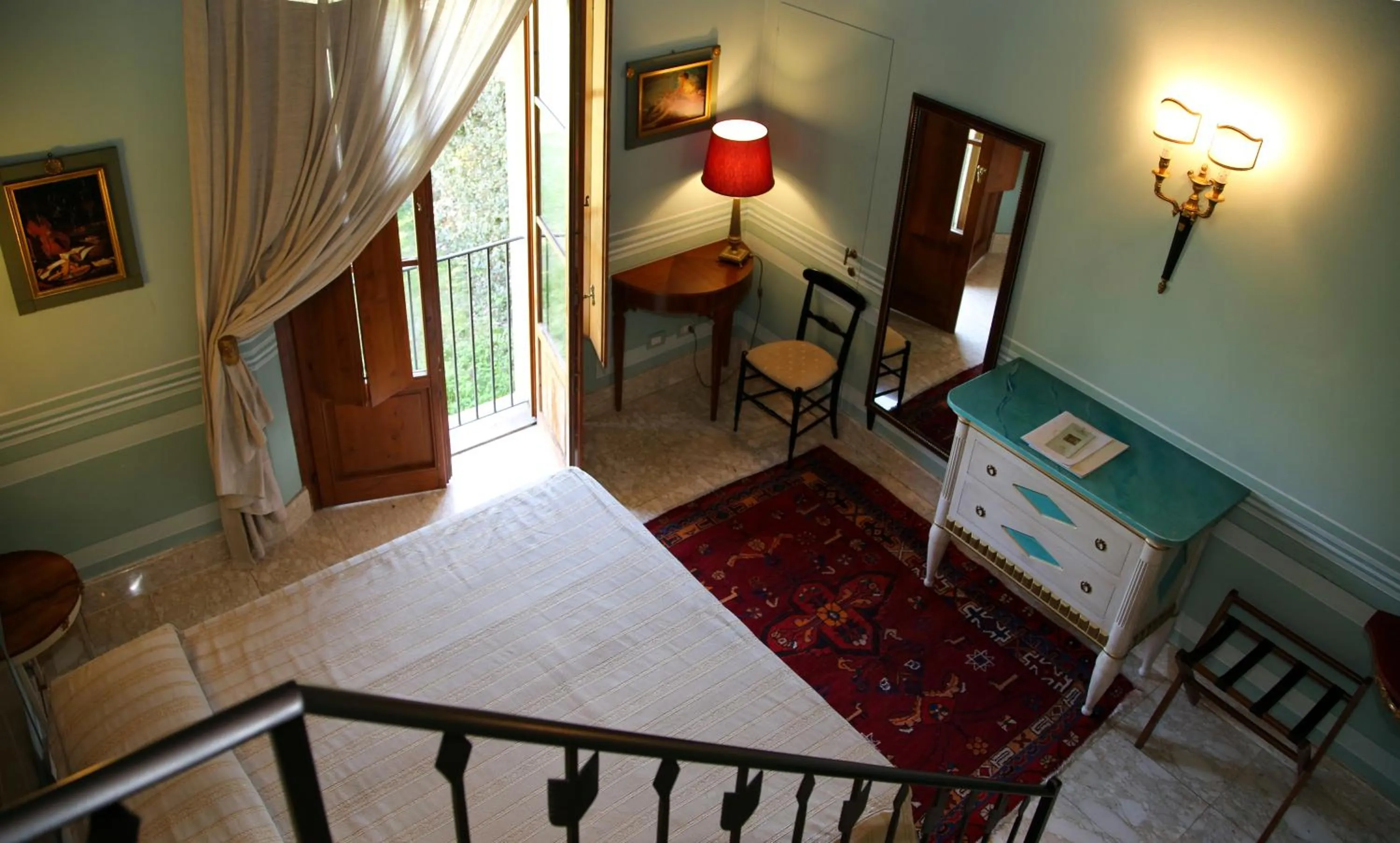 Photo of the whole room in Il Piccolo Castello