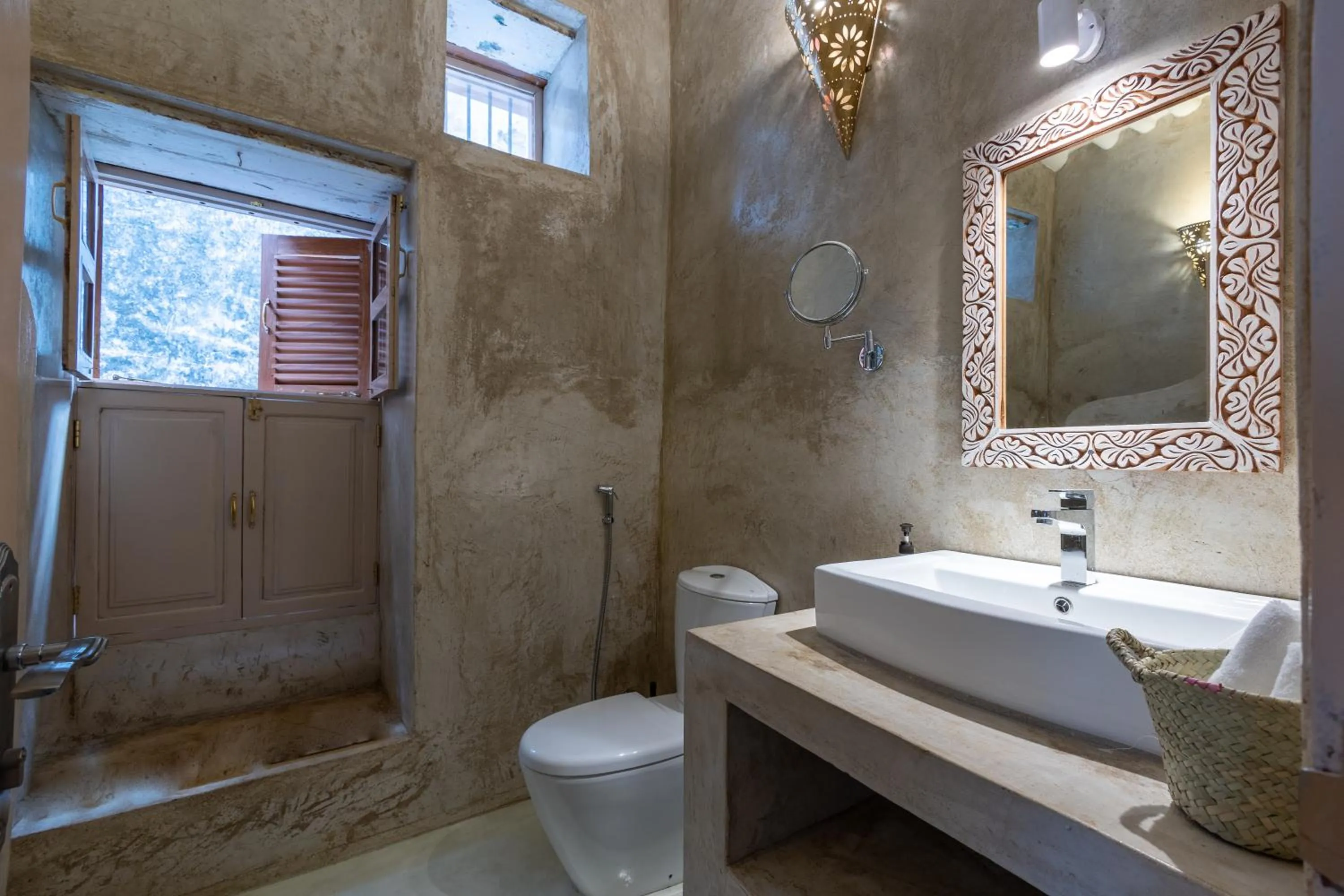 Toilet in Sharazad Wonders Boutique