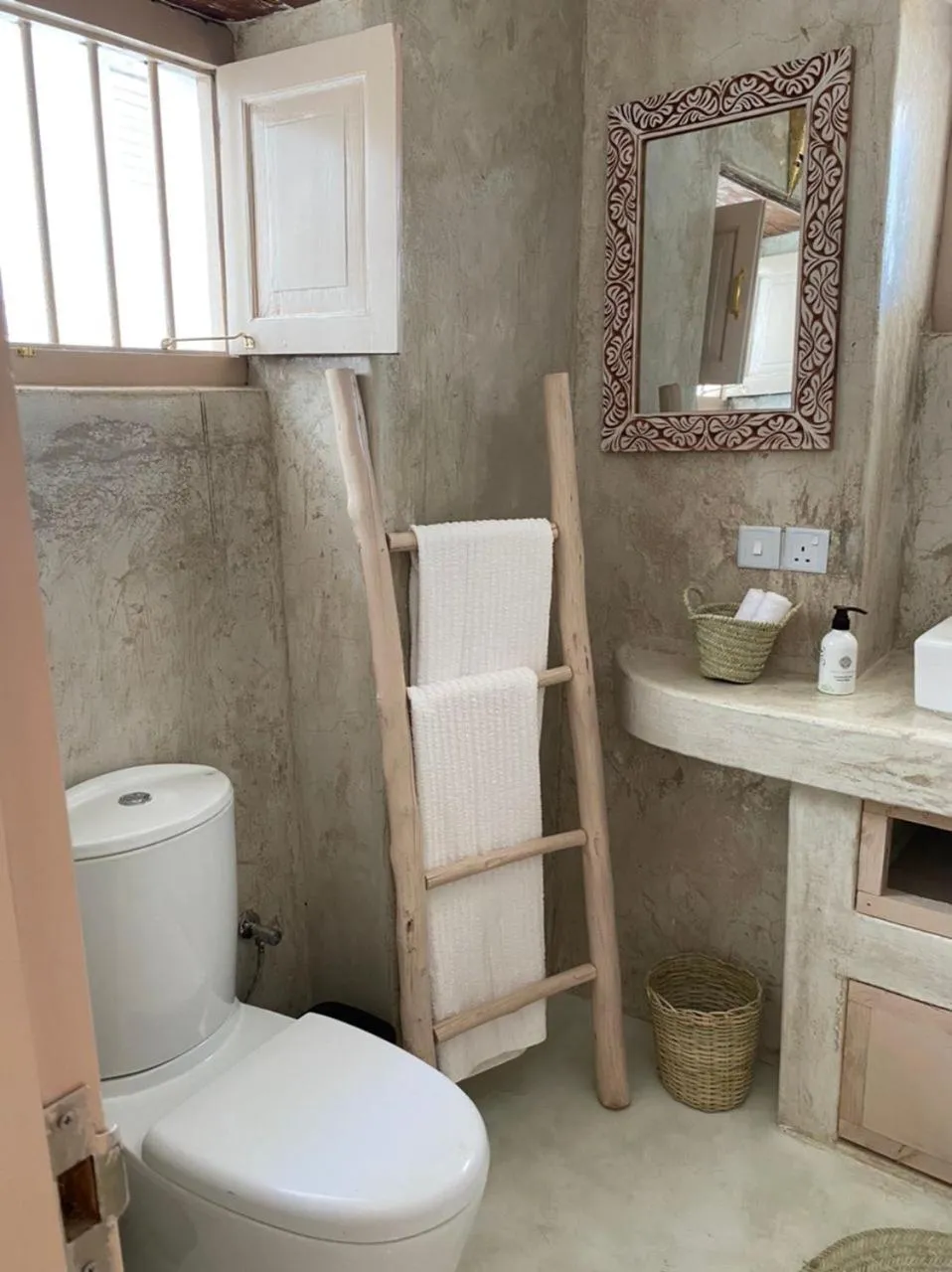 Toilet in Sharazad Wonders Boutique