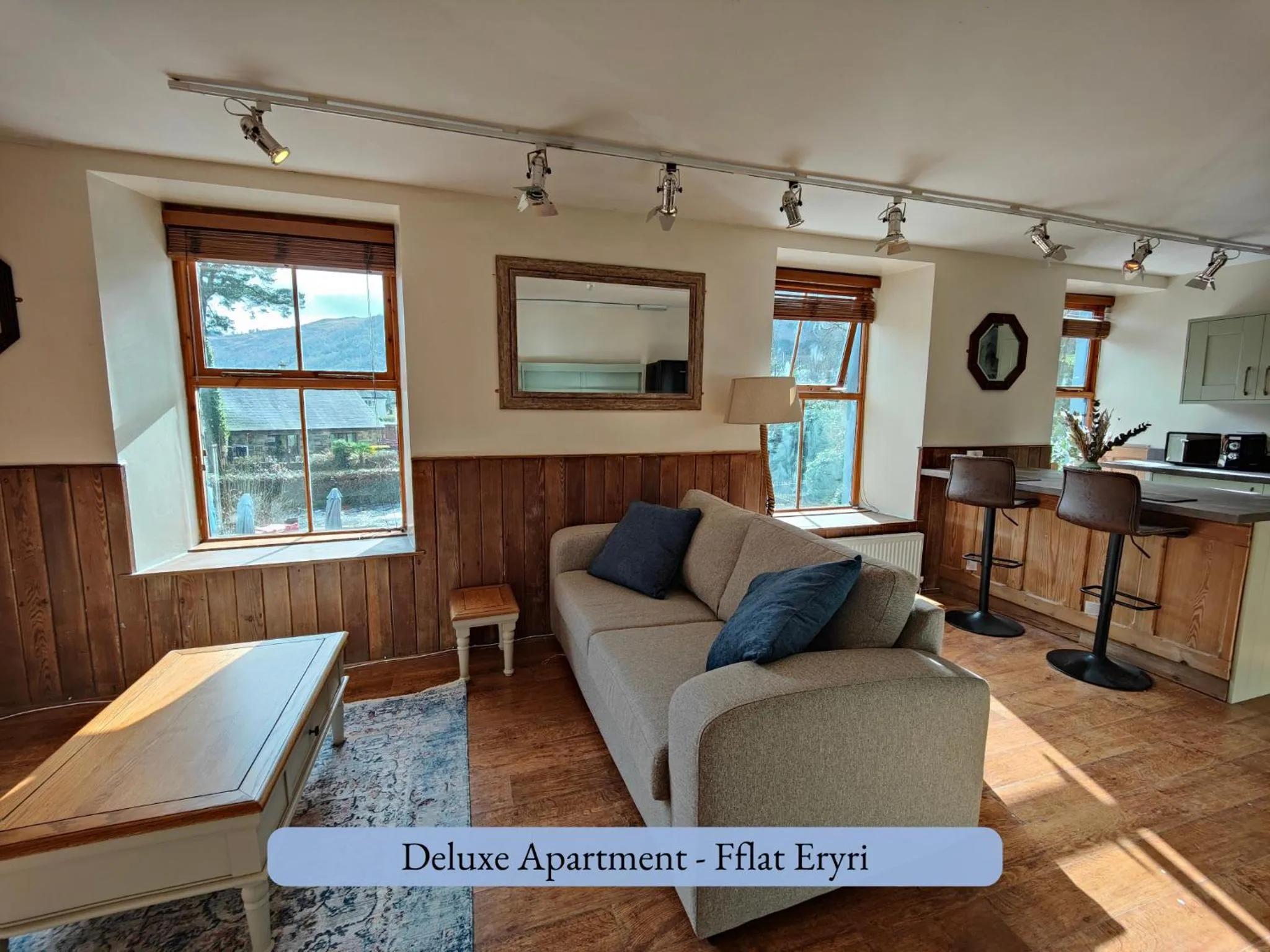 Living room in Llew Accommodation - The Townhouse