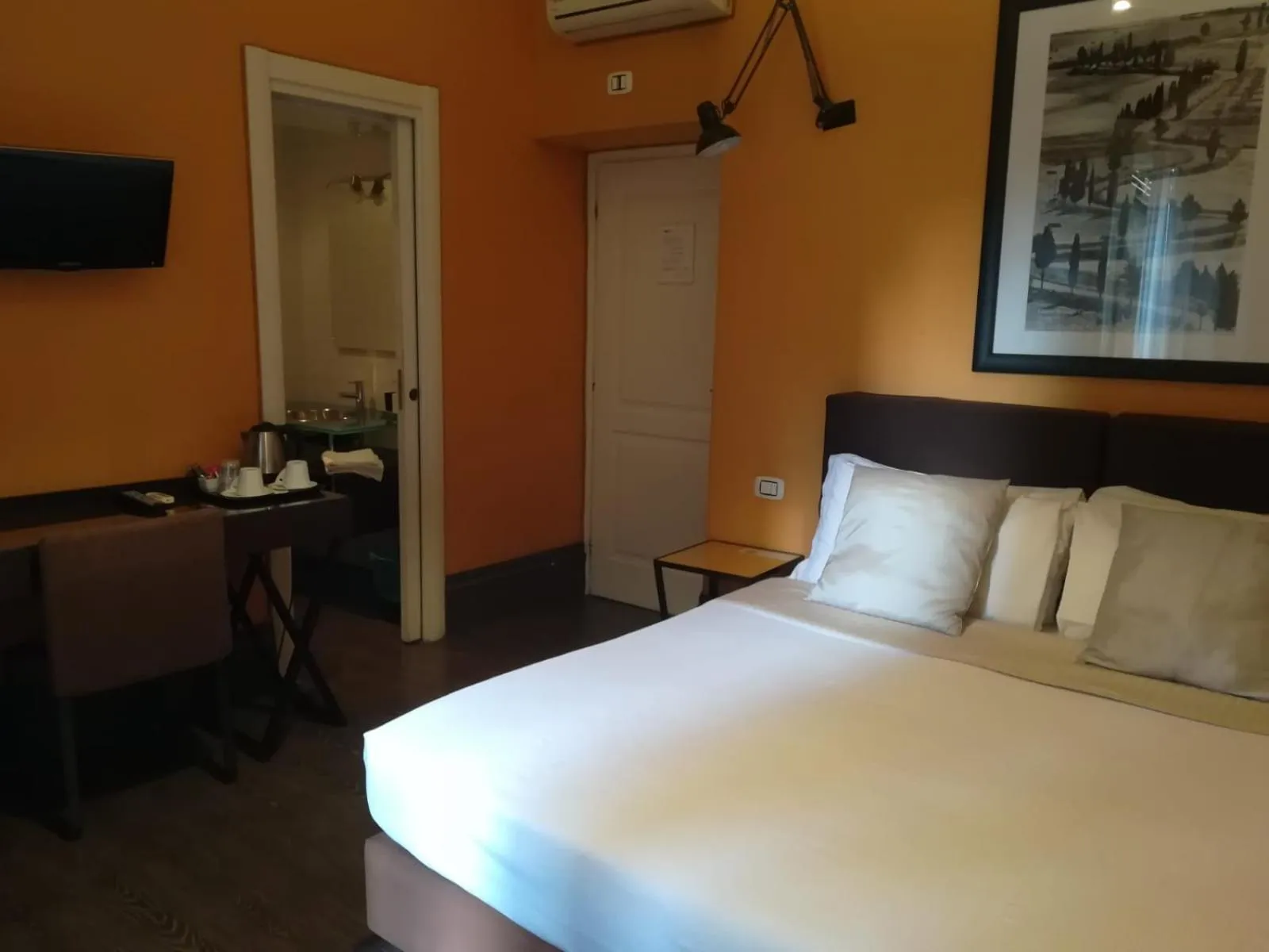 Photo of the whole room, Bed in Locanda degli Antiquari