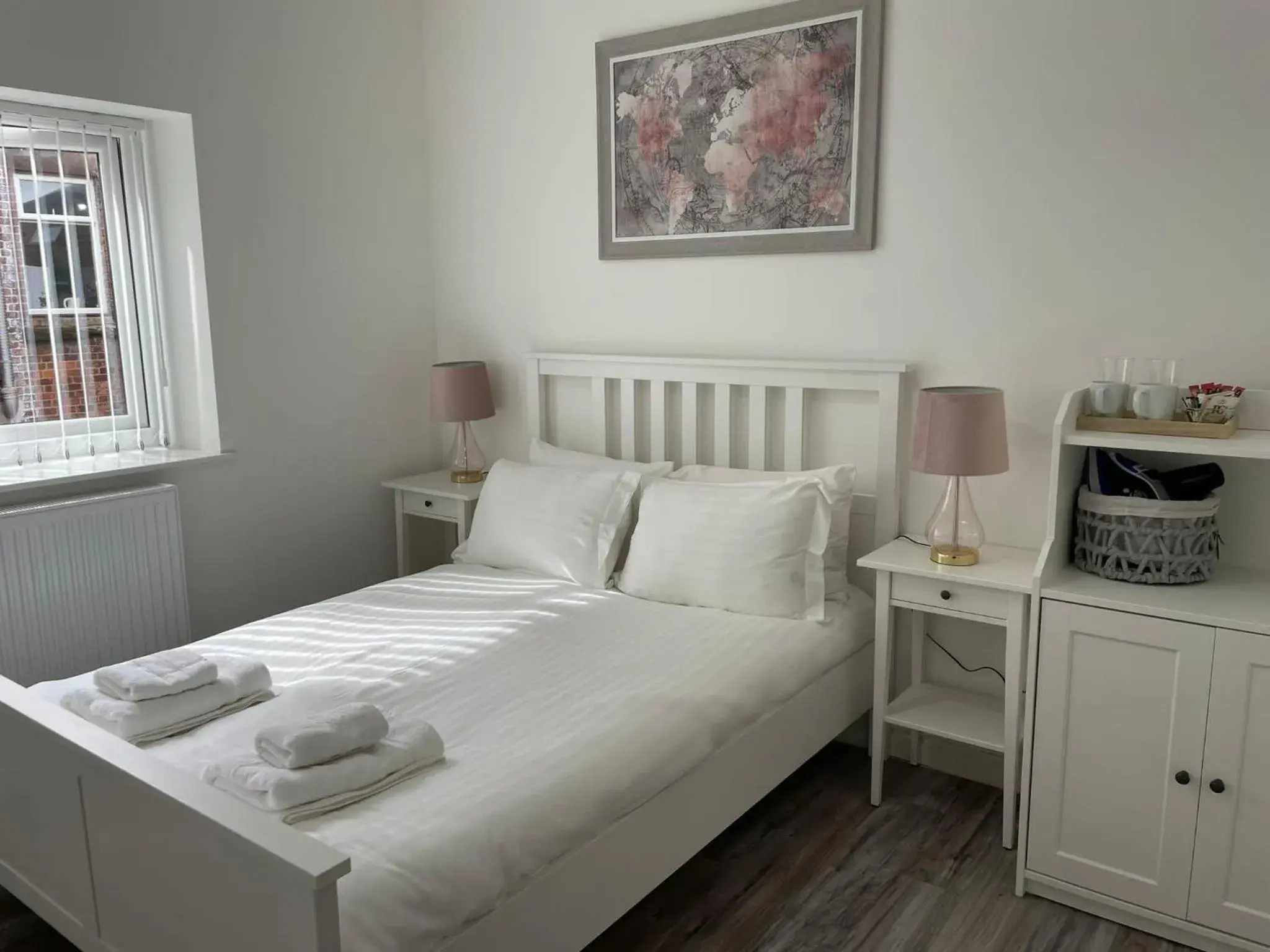 Deluxe Double Room in CityBreaks Rooms with Free Parking Deluxe Double Room in CityBreaks Rooms with Free Parking