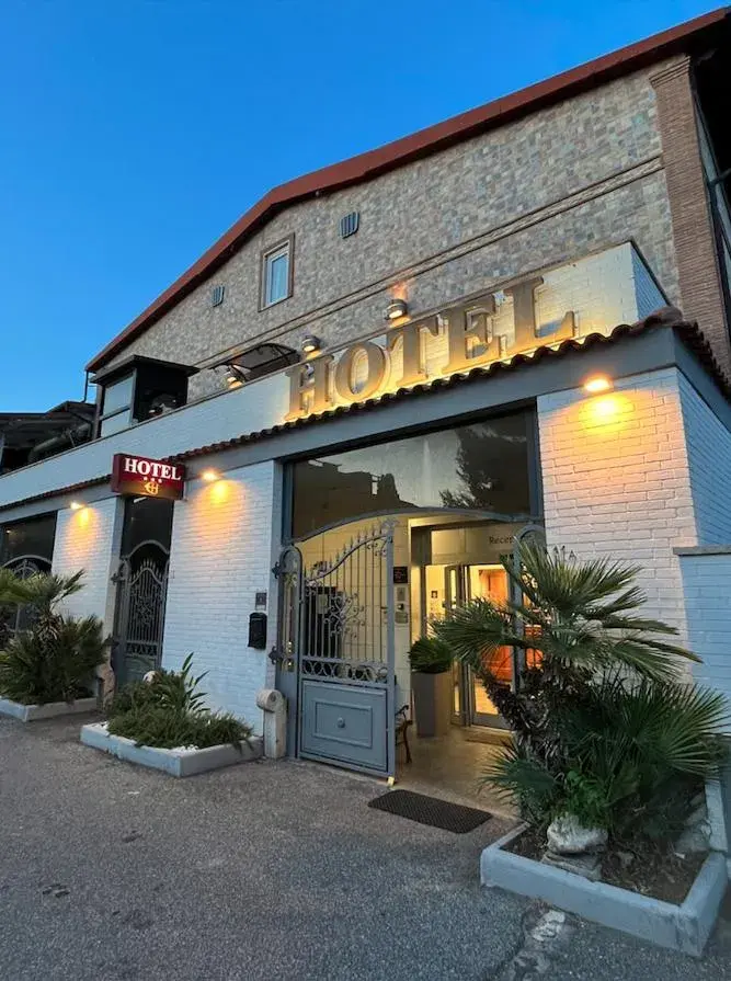 Property building in EH Rome Airport Euro House Hotels Property building in EH Rome Airport Euro House Hotels