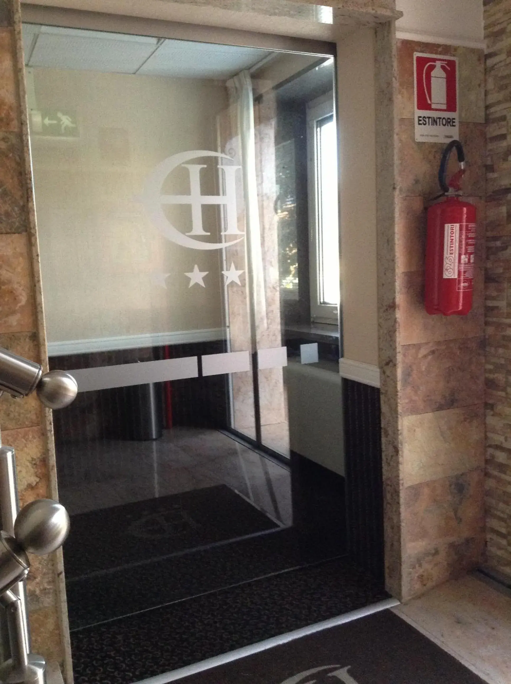 Decorative detail in EH Rome Airport Euro House Hotels Decorative detail in EH Rome Airport Euro House Hotels