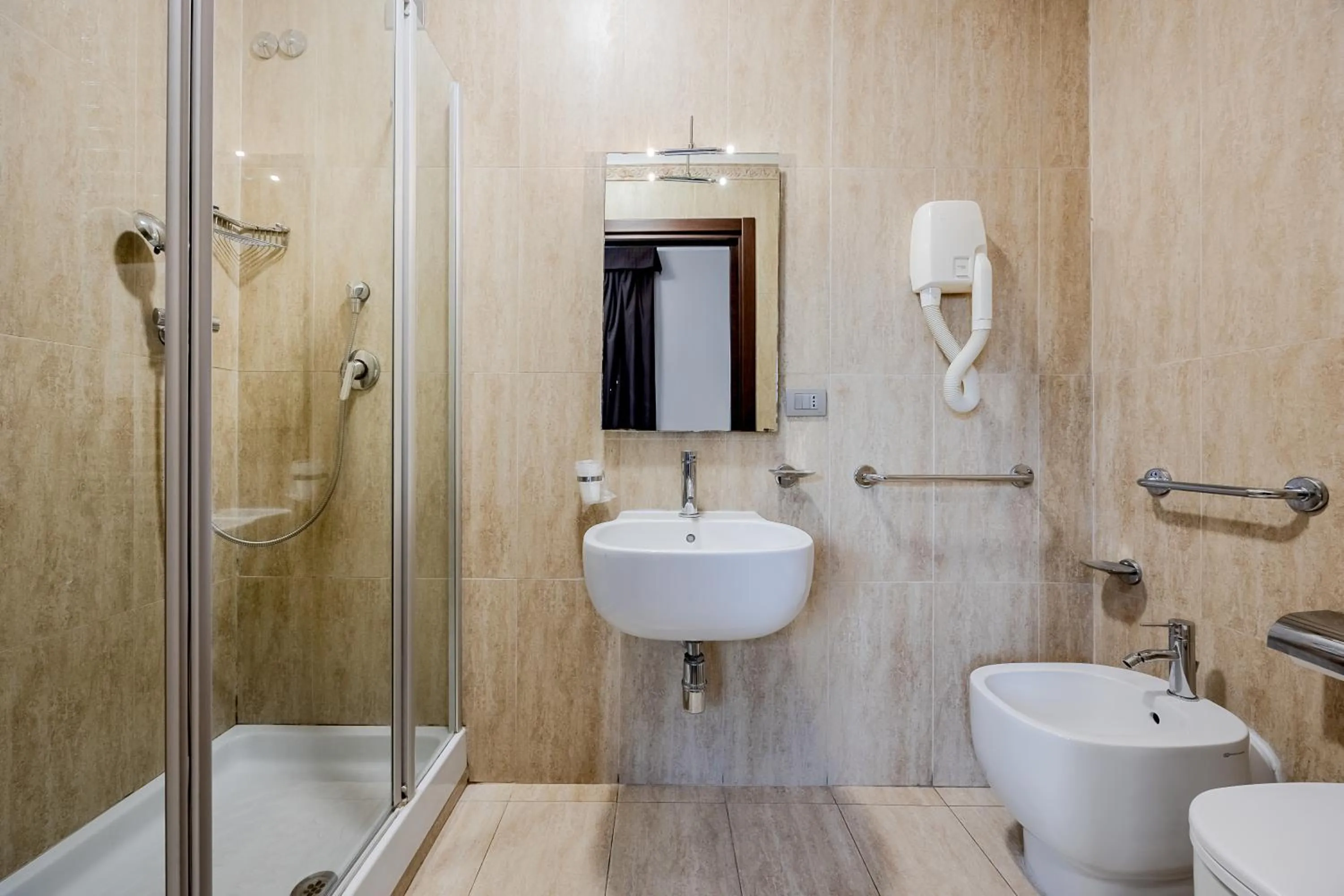 Bathroom in EH Rome Airport Euro House Hotels