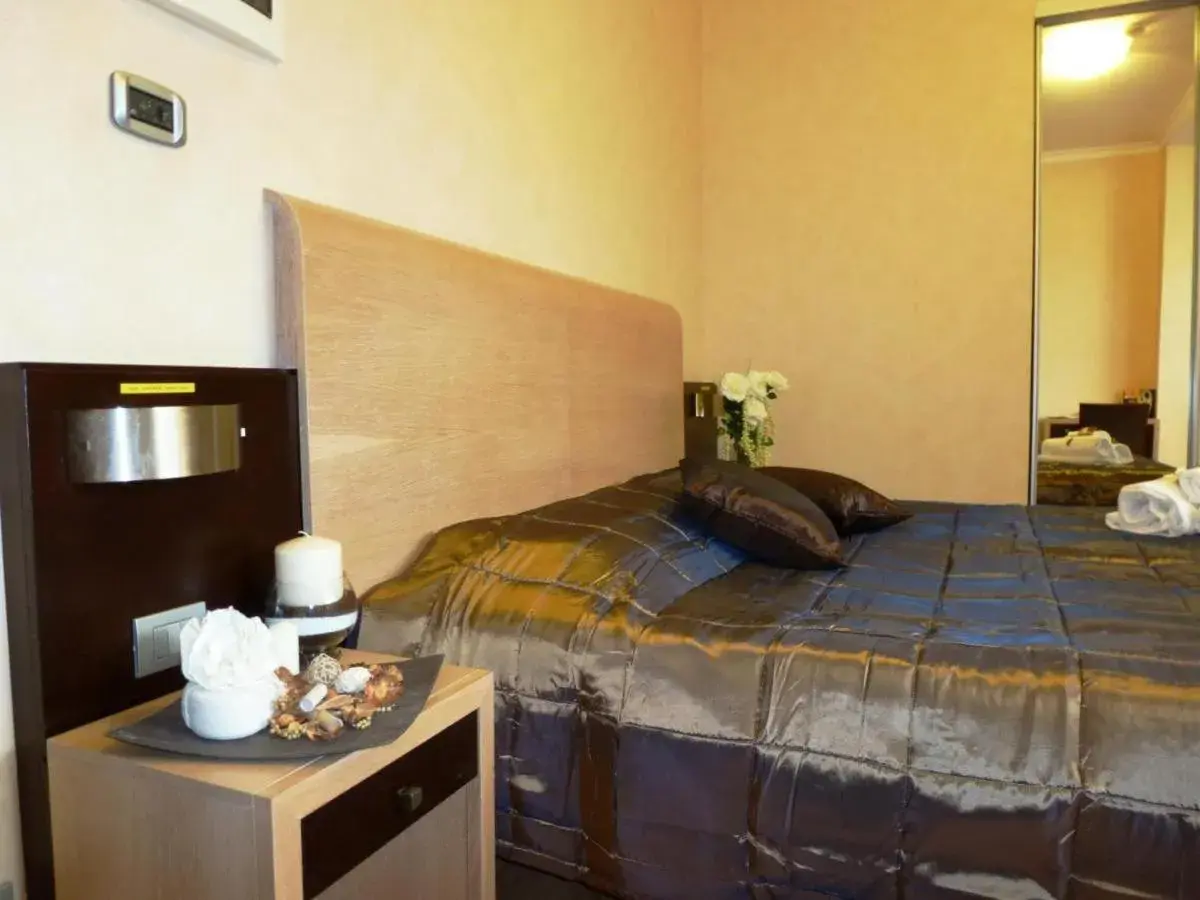 Bed in EH Rome Airport Euro House Hotels Bed in EH Rome Airport Euro House Hotels