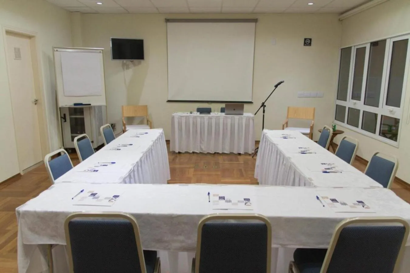 TV and multimedia in Hotel Del Fiol