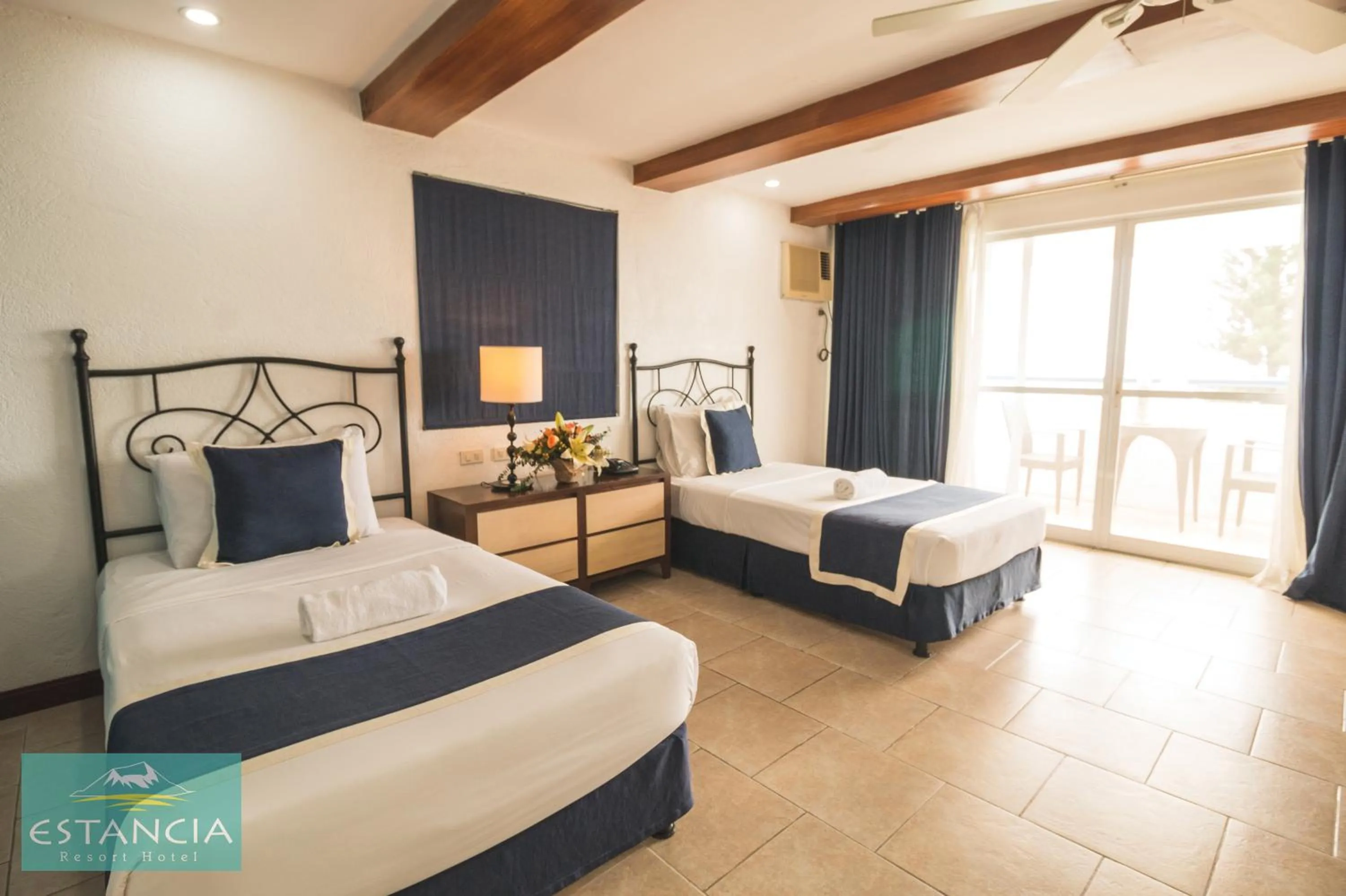 Bedroom, Bed in Estancia Resort Hotel