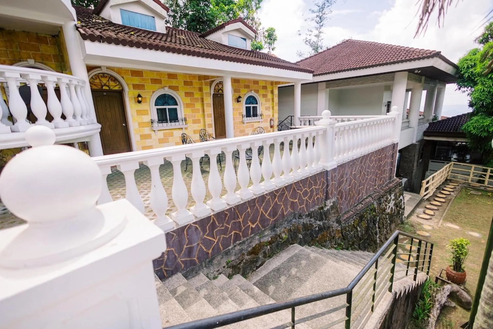 Estancia Resort Hotel