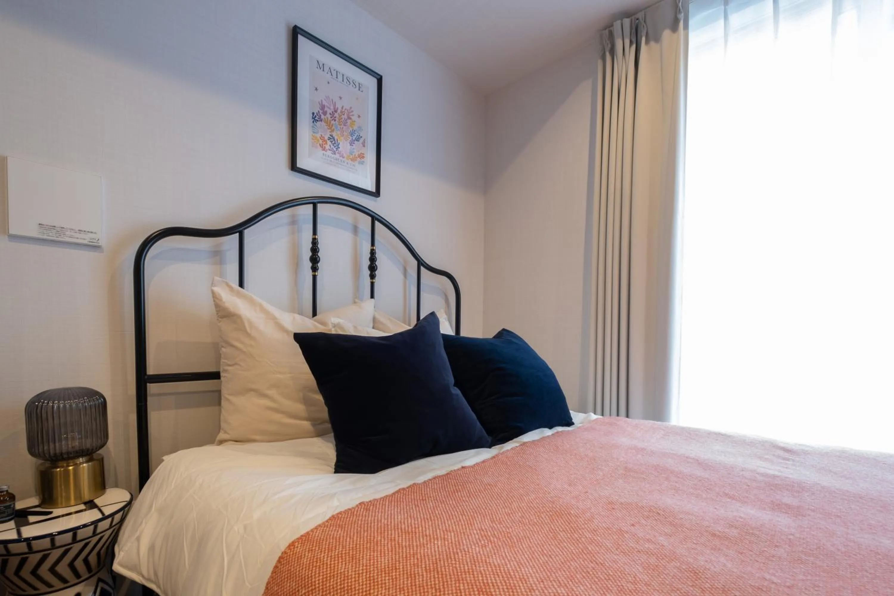Bed in Ken's Place麻布East