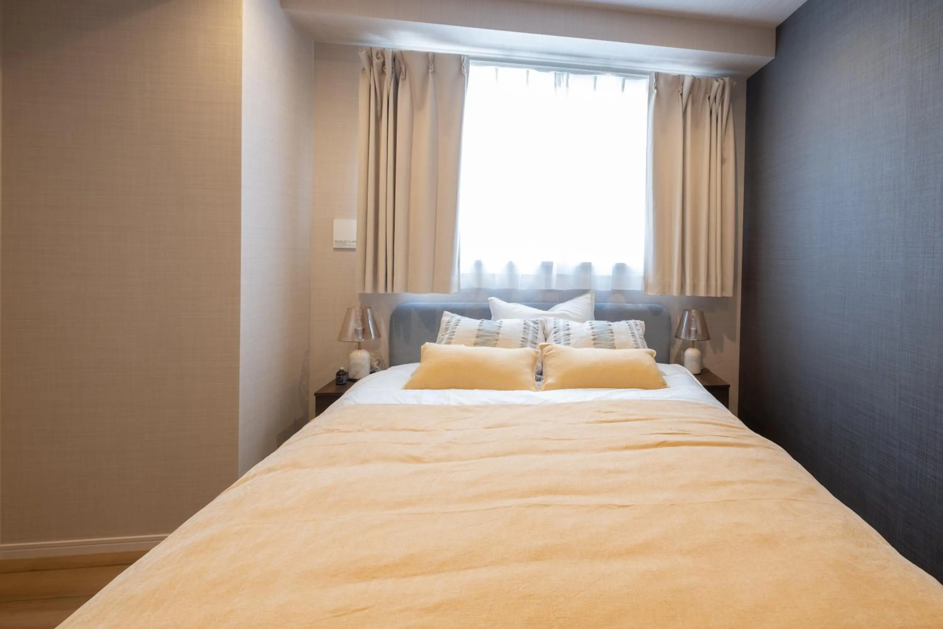 Bed in Ken's Place麻布East