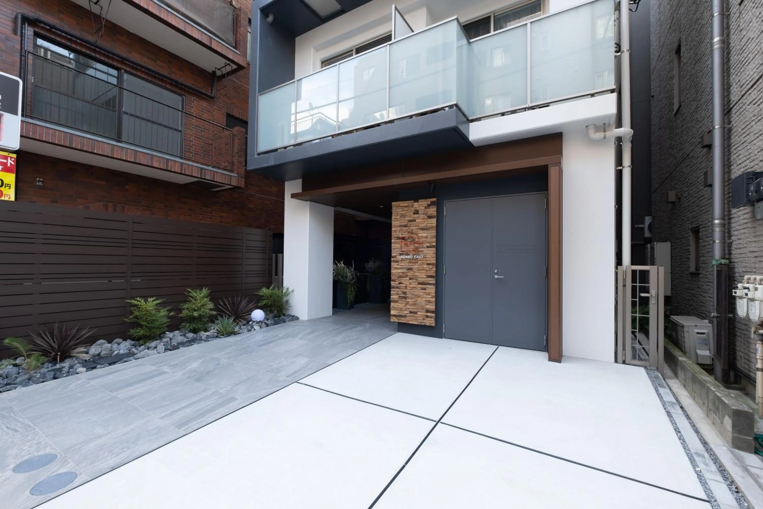 Property building in Ken's Place麻布East