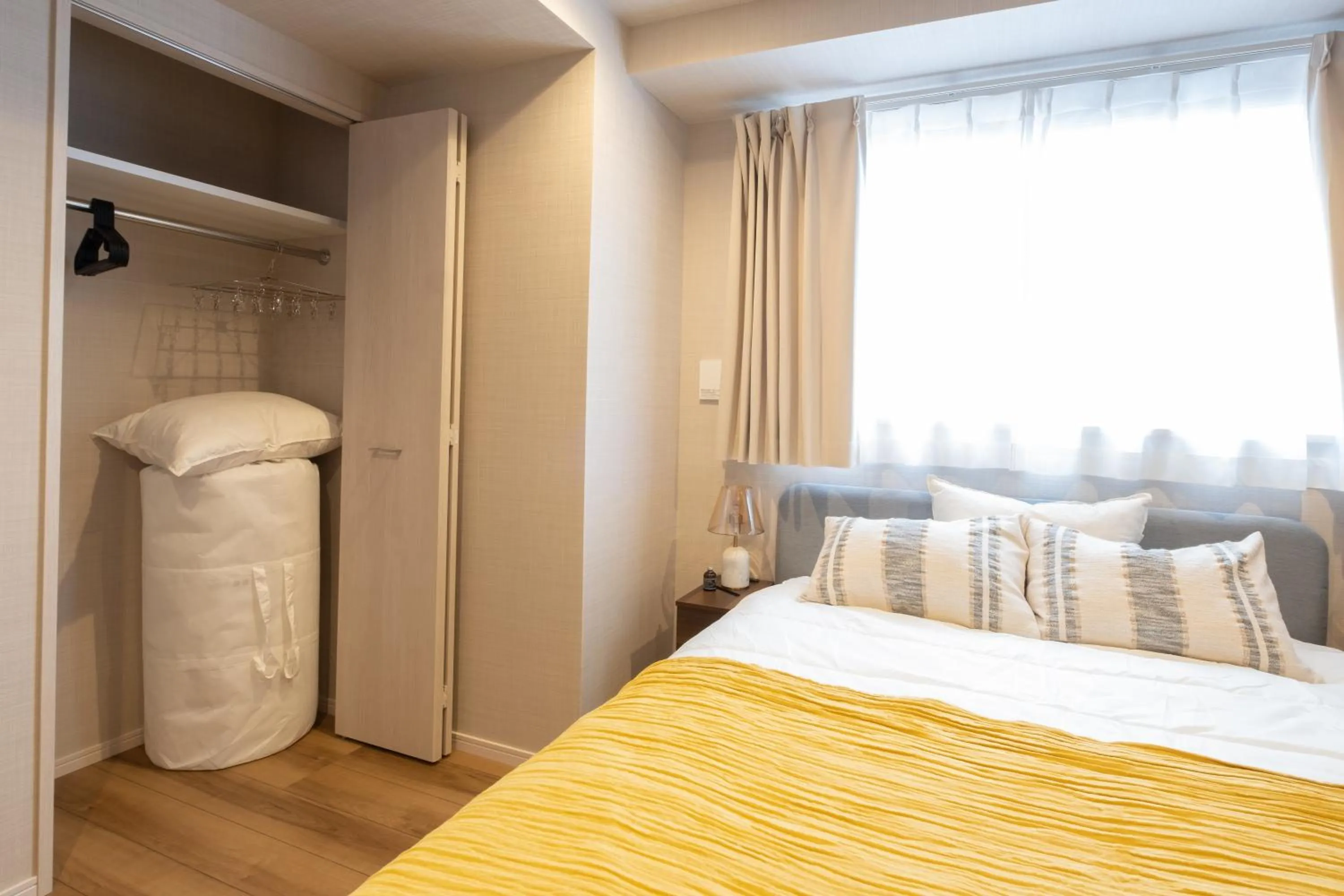 Bedroom, Bed in Ken's Place麻布East