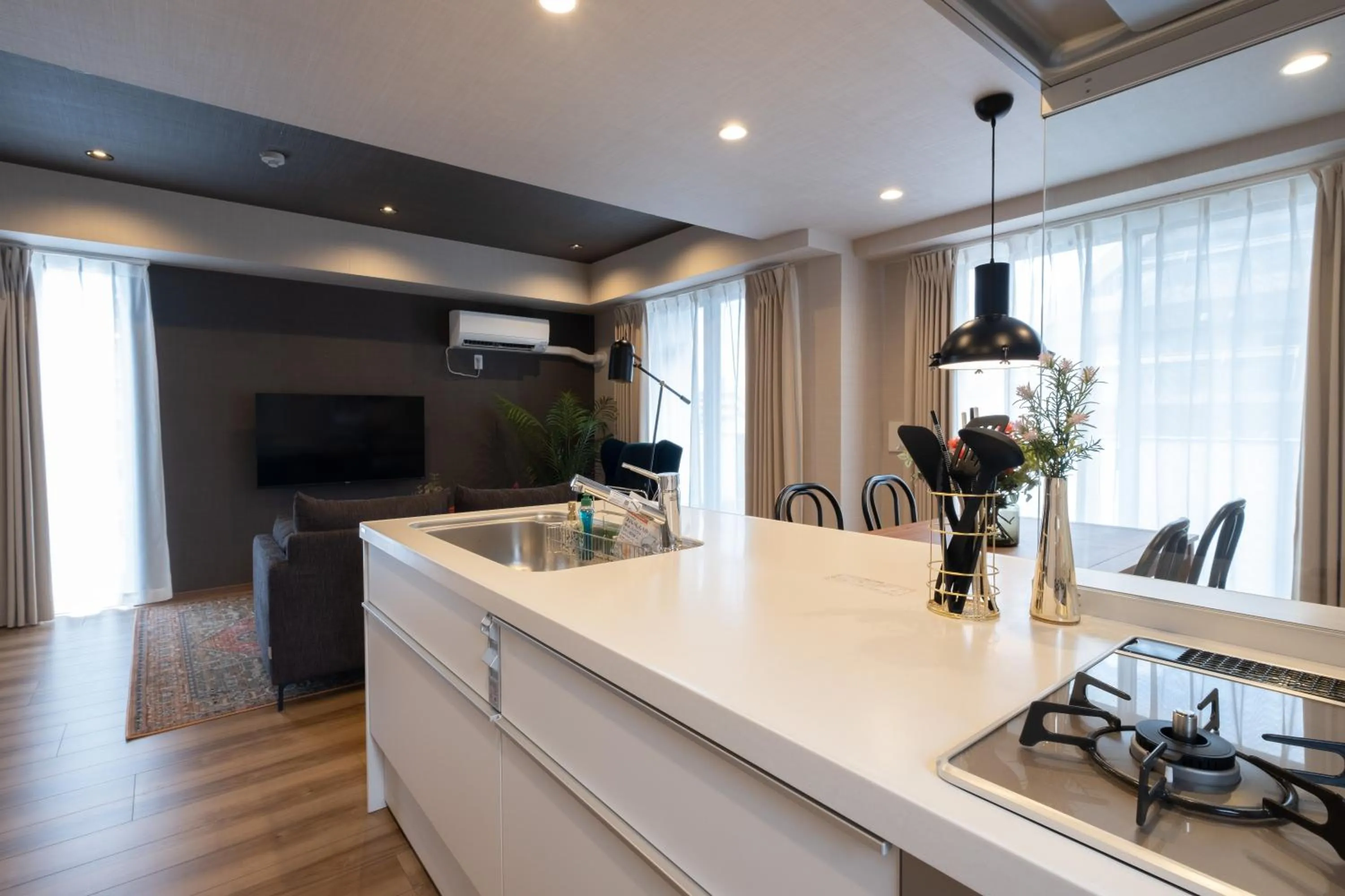 Kitchen or kitchenette in Ken's Place麻布East