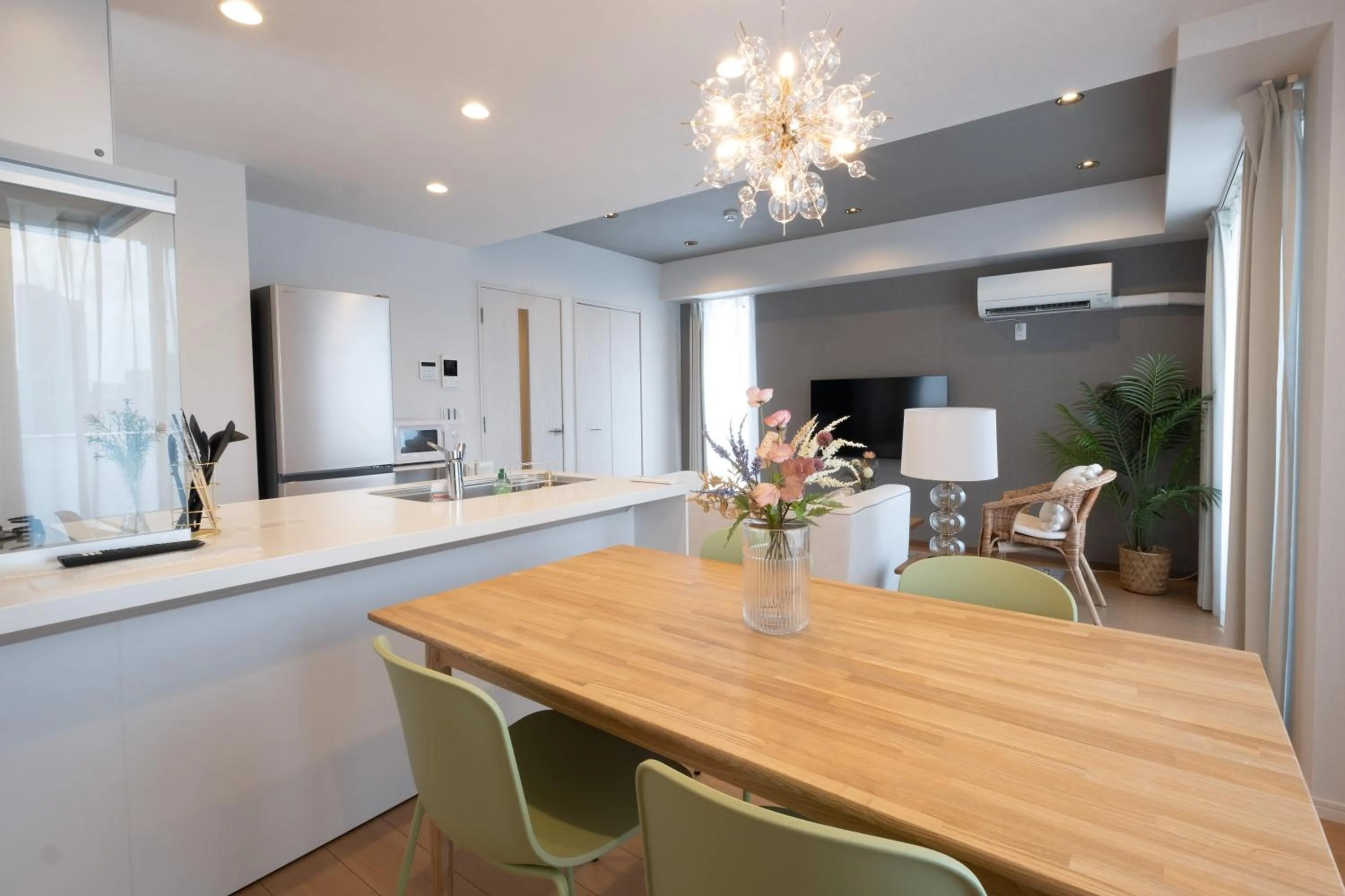 Dining area in Ken's Place麻布East