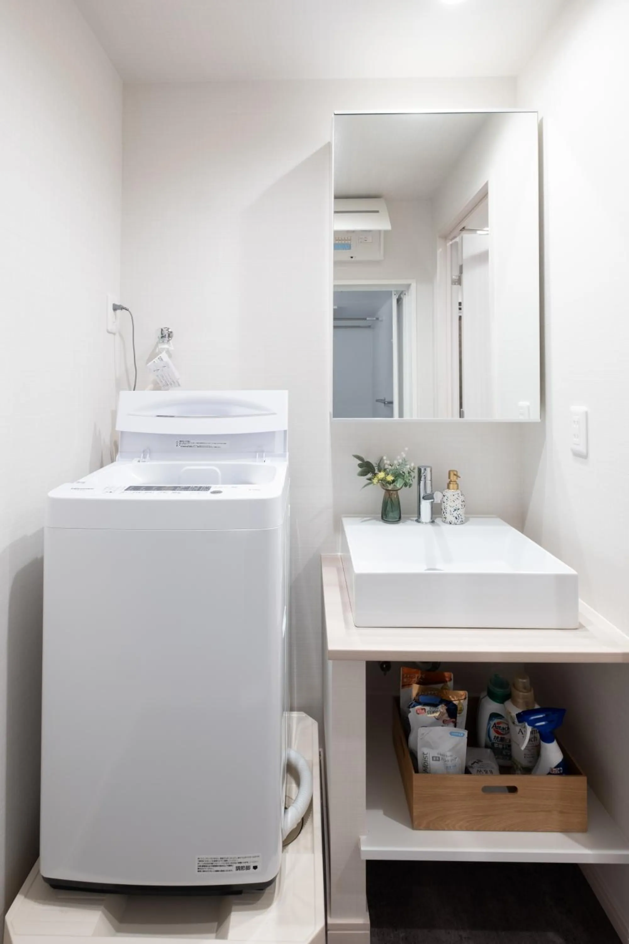 Bathroom in Ken's Place麻布East