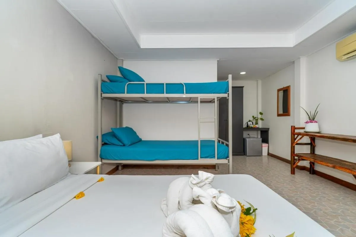 Bed in Lanta Beachfront Resort