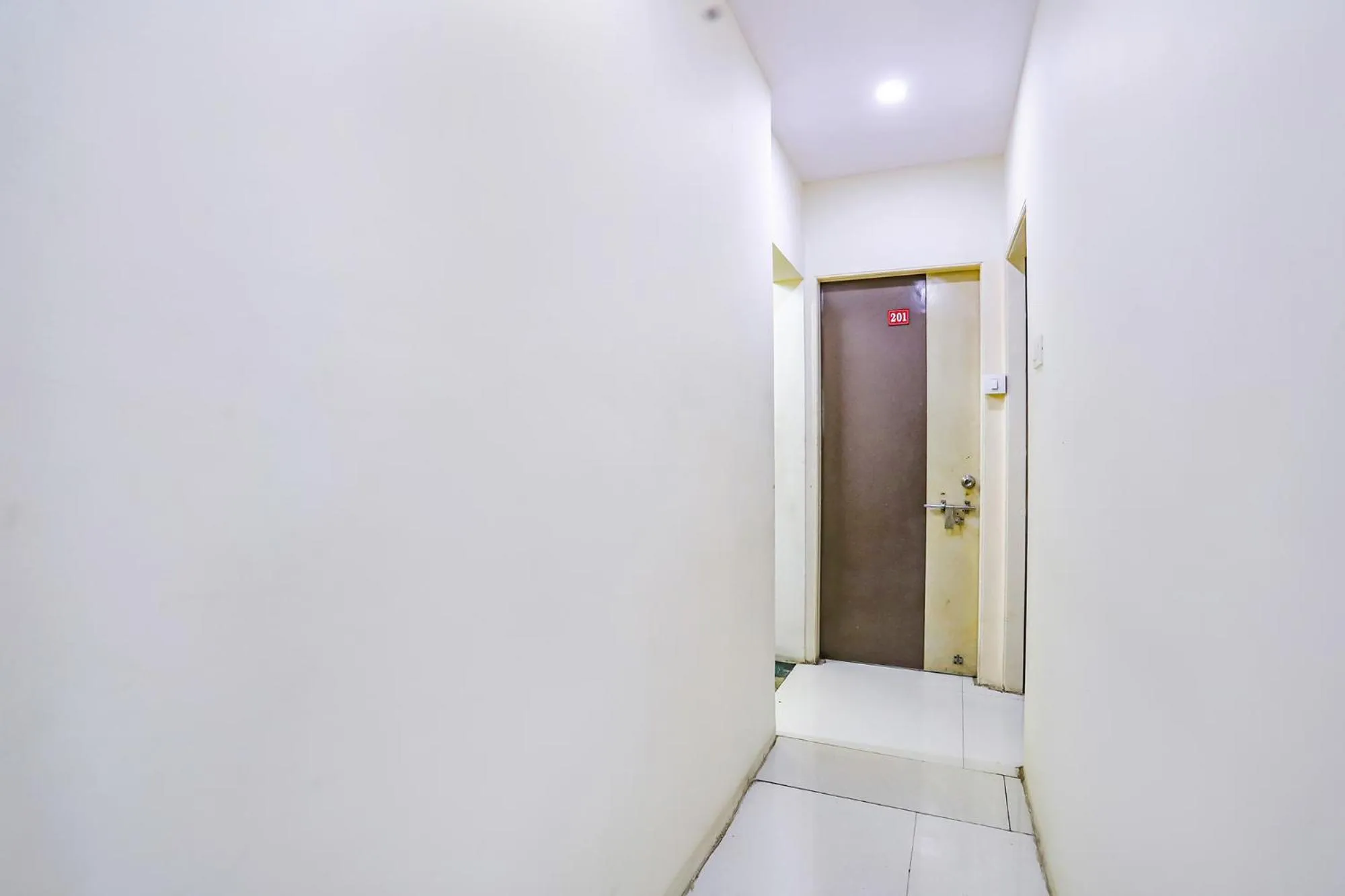 Lobby or reception in FabHotel New Shraddha Inn - Nr Airport Colony