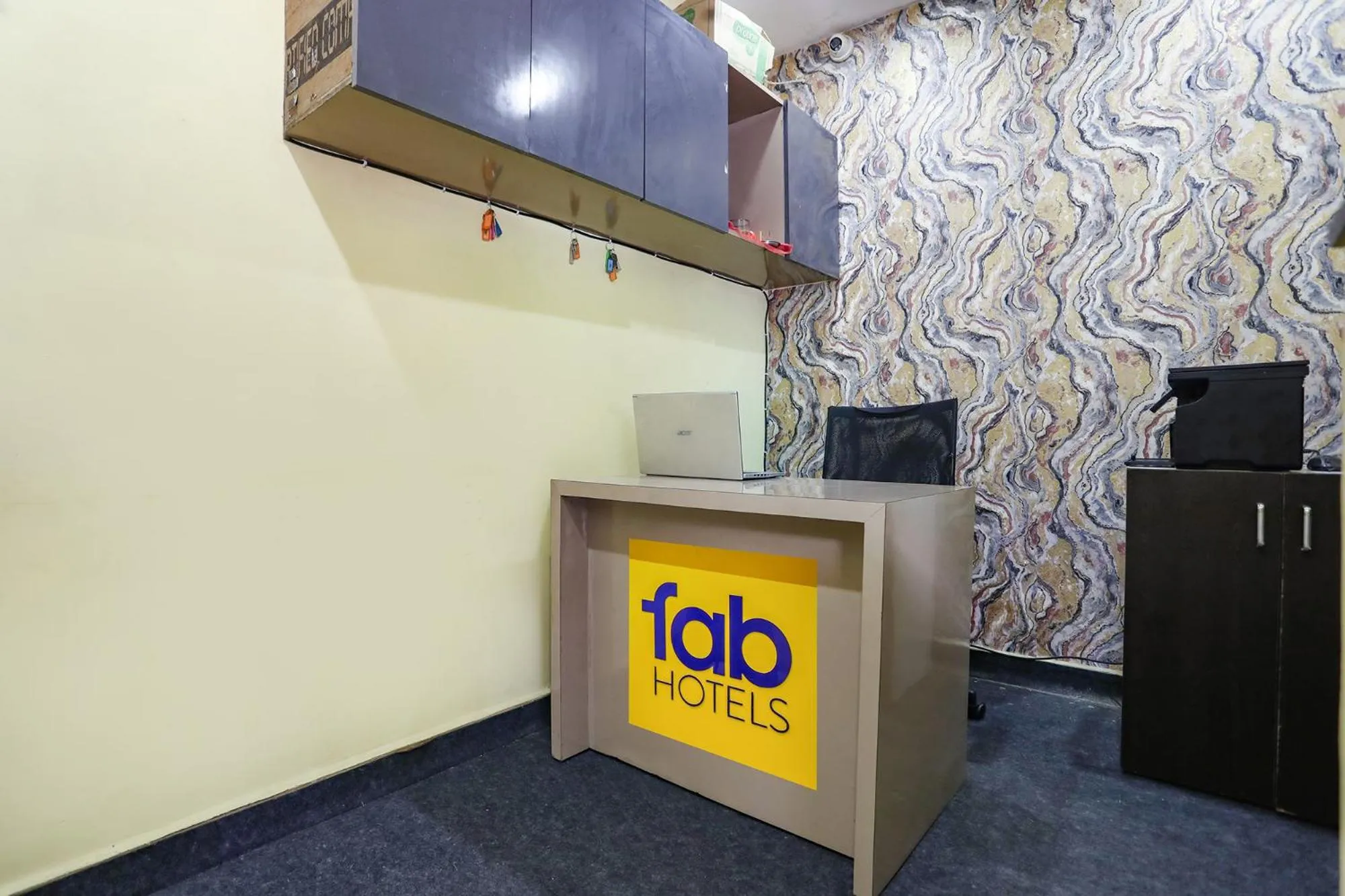 Lobby or reception in FabHotel New Shraddha Inn - Nr Airport Colony