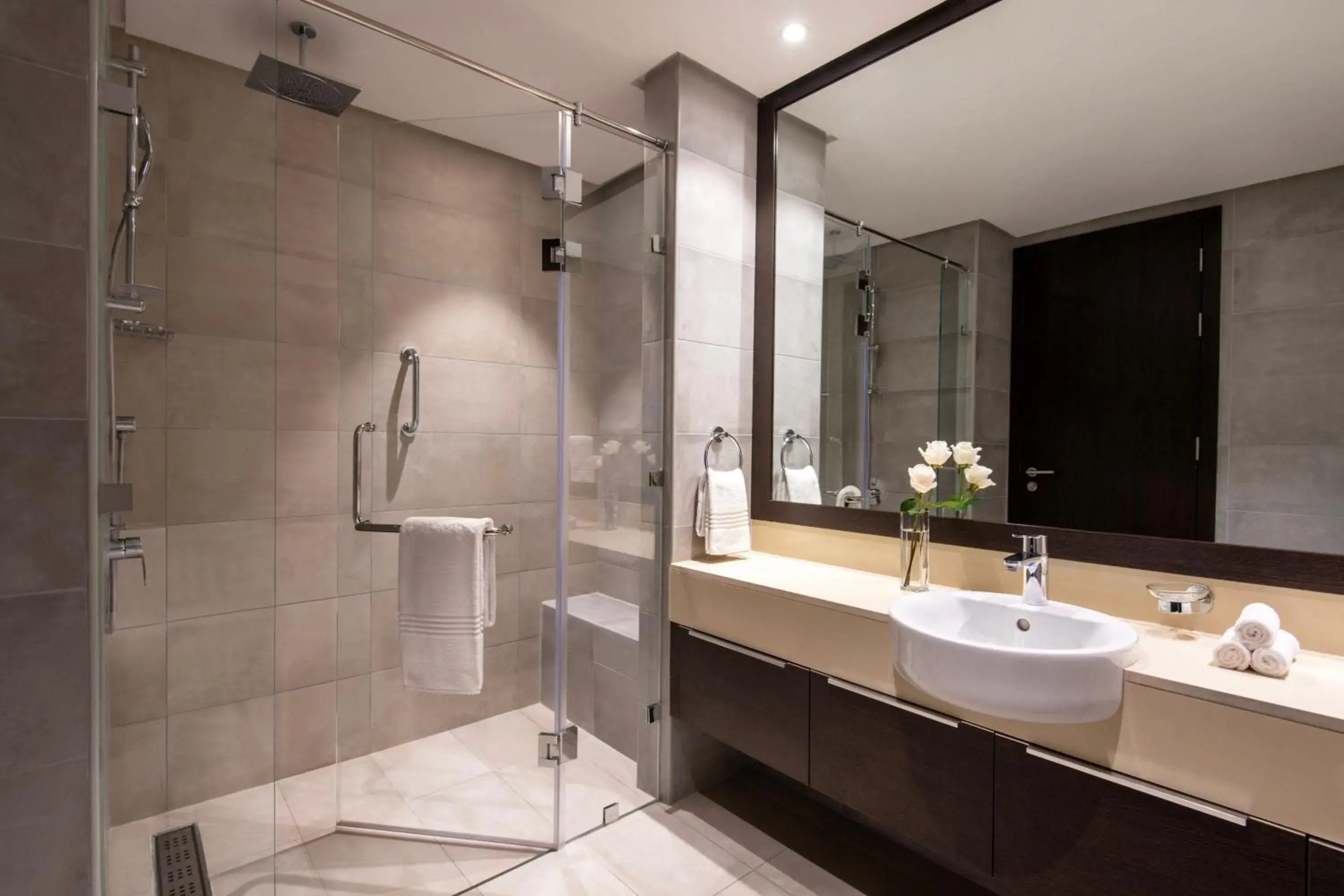 One-Bedroom Premier King Suite in Marriott Executive Apartments Doha, Le Mirage City Walk One-Bedroom Premier King Suite in Marriott Executive Apartments Doha, Le Mirage City Walk