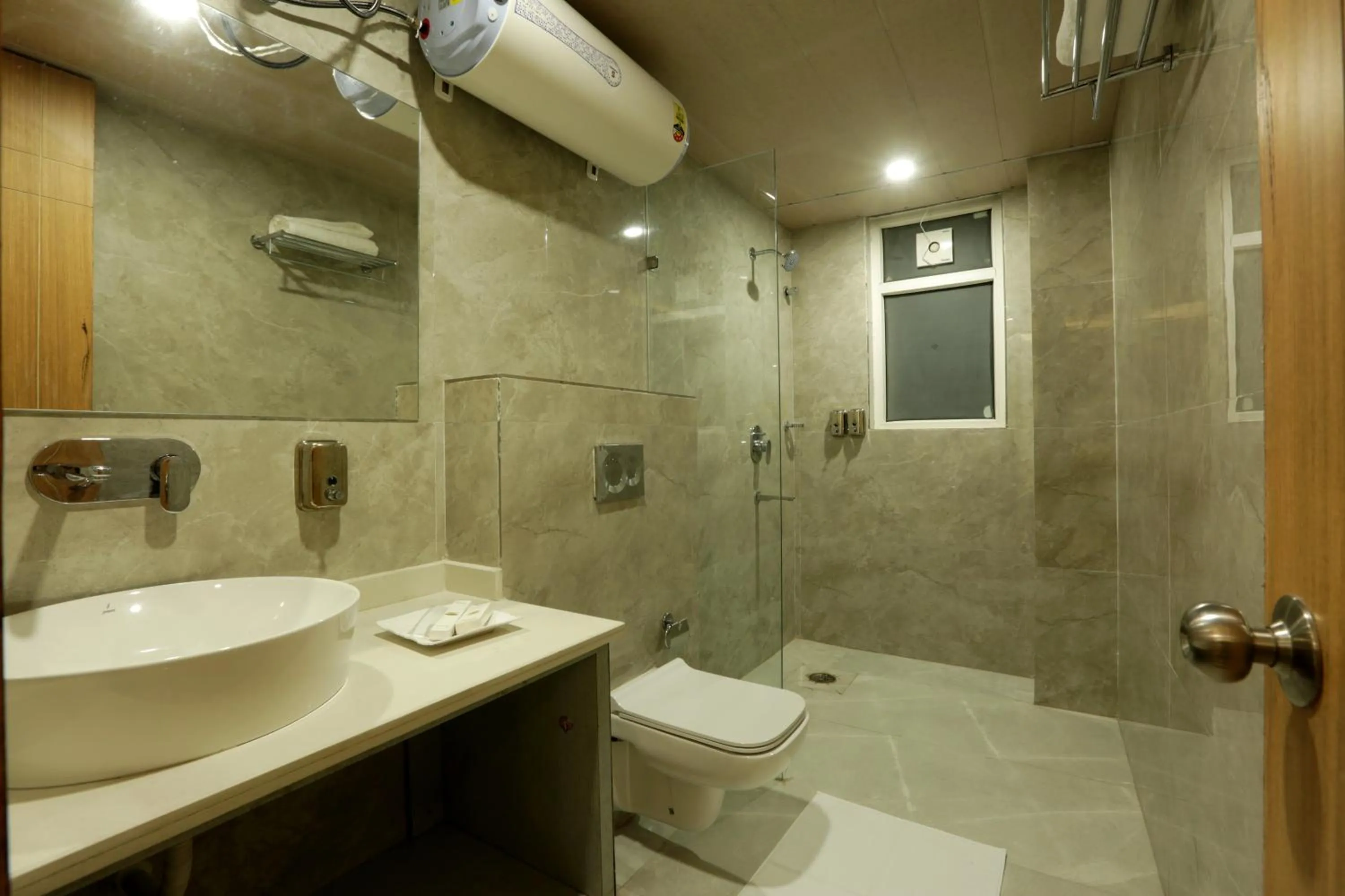 Shower in Hotel Sakura by Maps