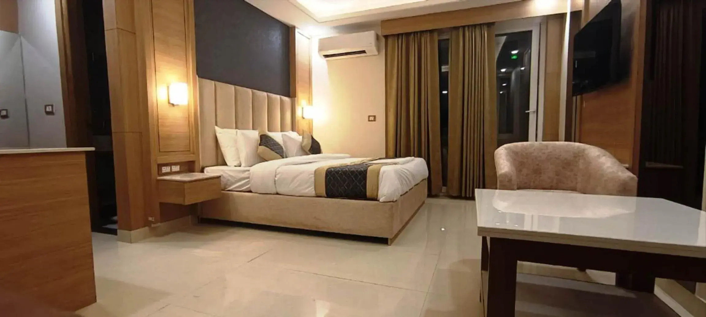 Bed in Hotel Sakura by Maps Bed in Hotel Sakura by Maps