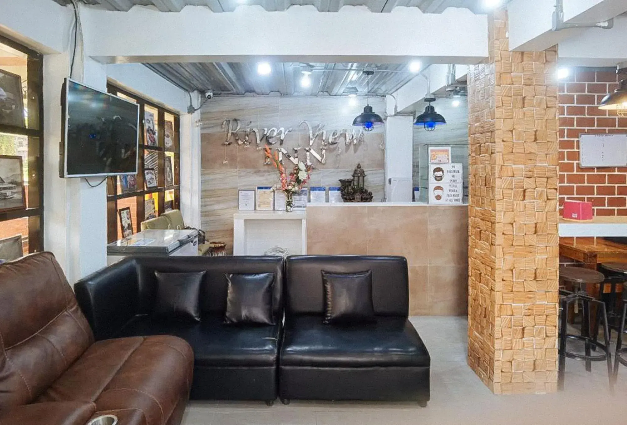 Living room in UrbanView at Balzain East Tuguegarao City by RedDoorz Living room in UrbanView at Balzain East Tuguegarao City by RedDoorz