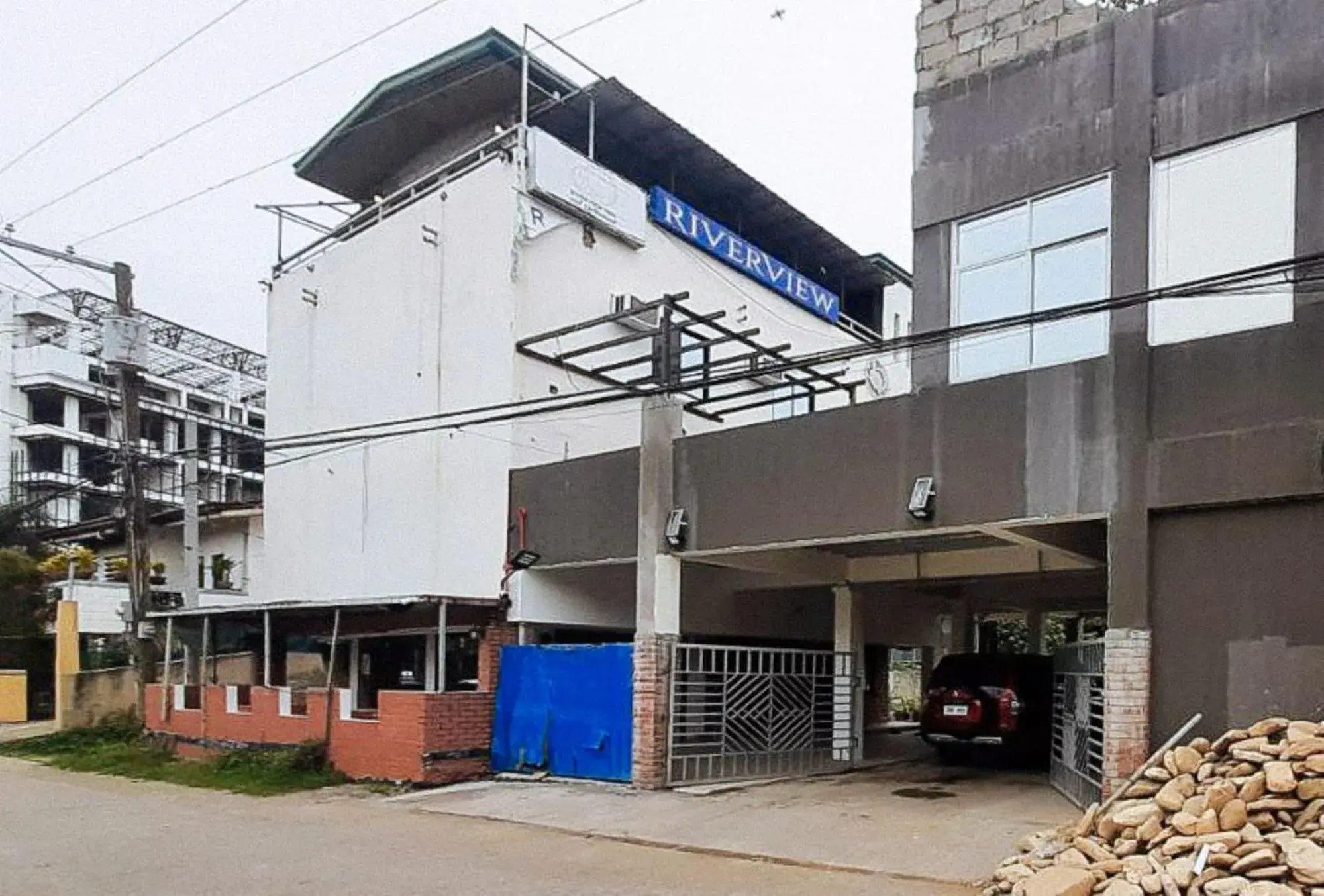 Property building in UrbanView at Balzain East Tuguegarao City by RedDoorz Property building in UrbanView at Balzain East Tuguegarao City by RedDoorz