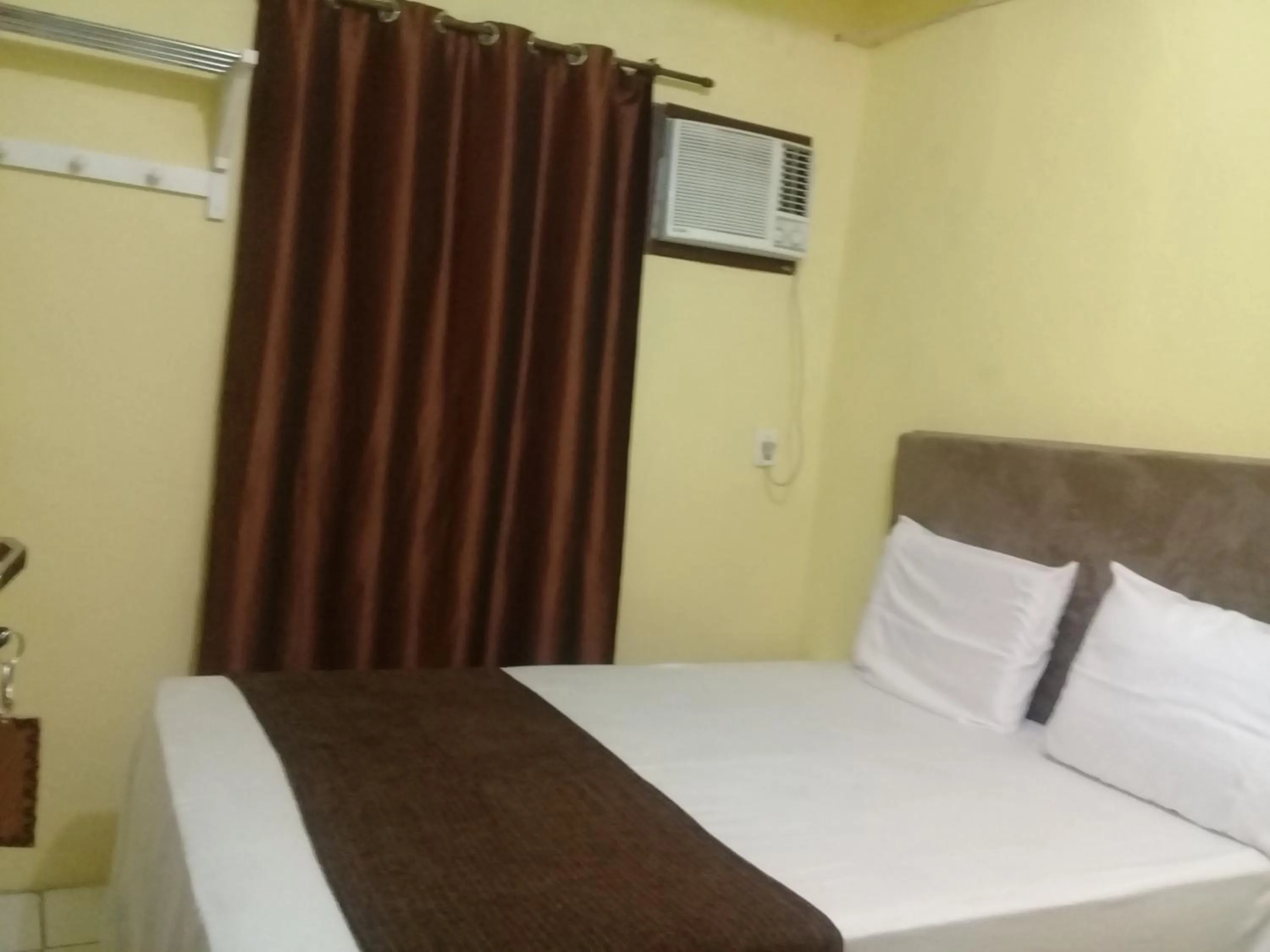Photo of the whole room, Bed in Pousada Villas Colossos