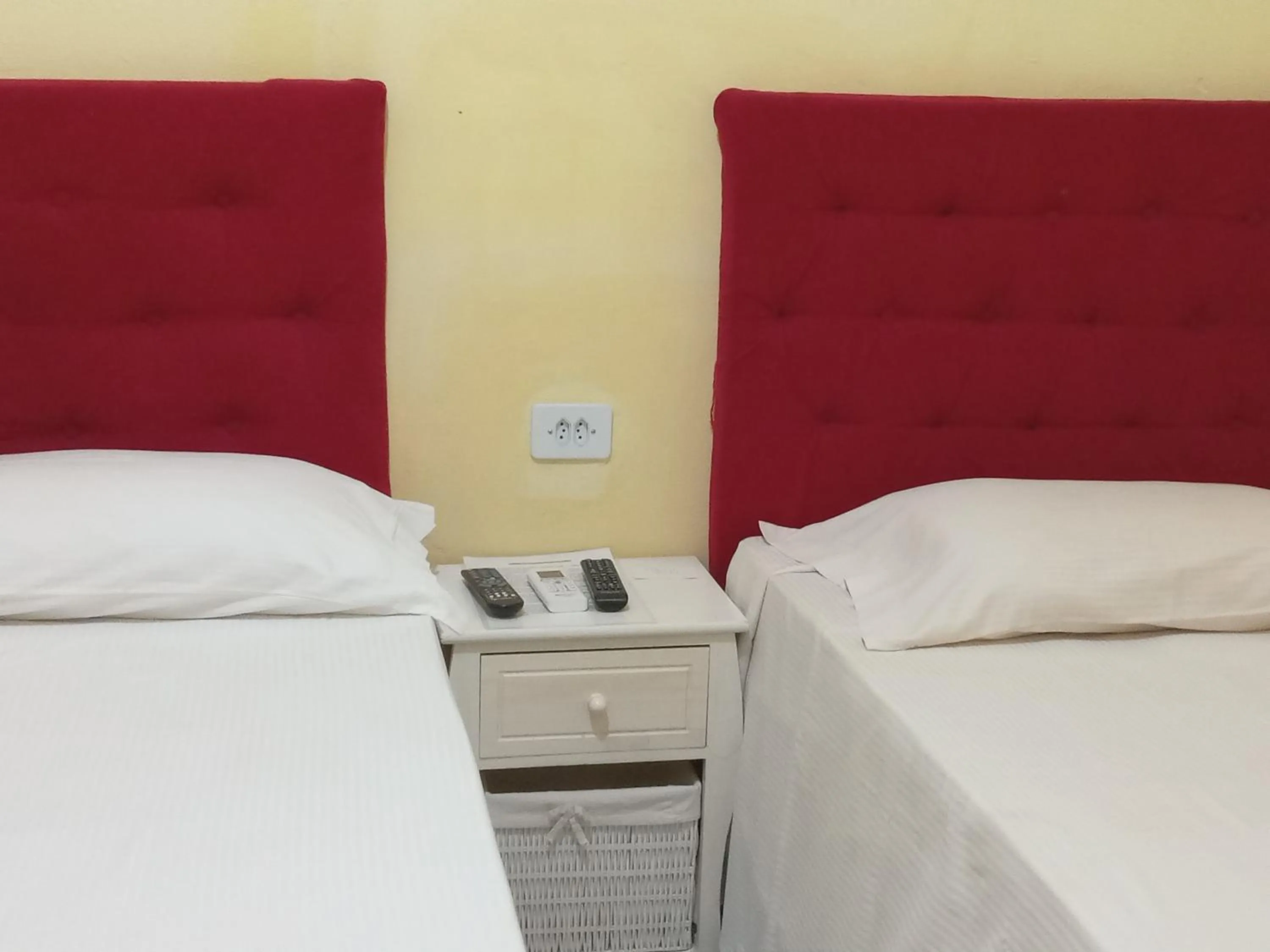 Photo of the whole room, Bed in Pousada Villas Colossos
