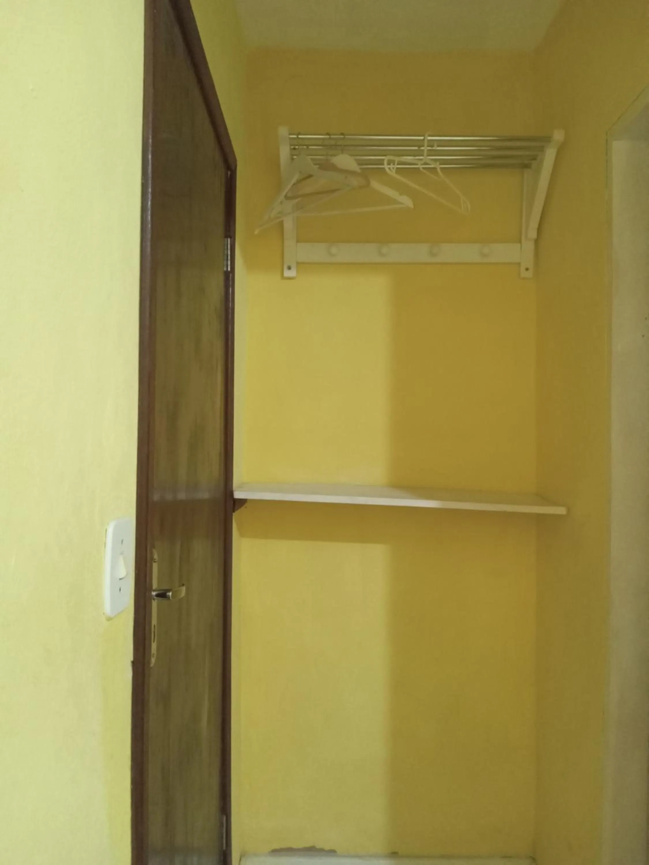 wardrobe in Pousada Villas Colossos