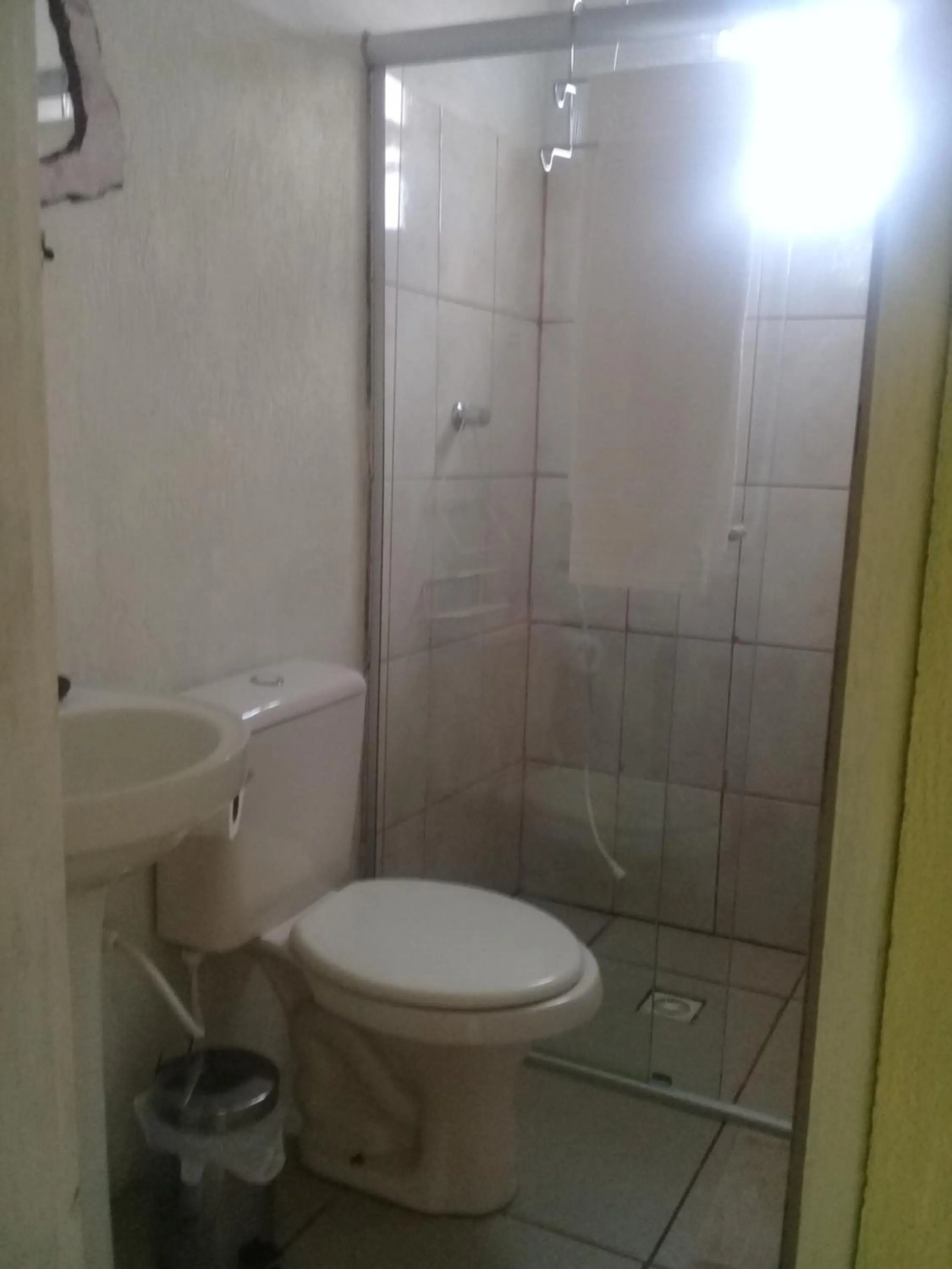 Toilet in Pousada Villas Colossos