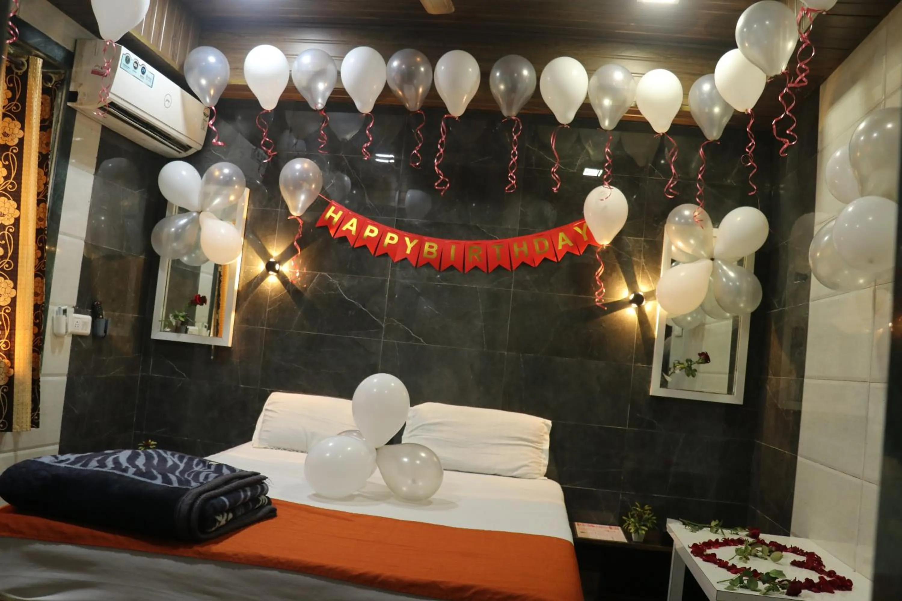 Bed in Hotel Geetanjali St Bus Stand Panvel