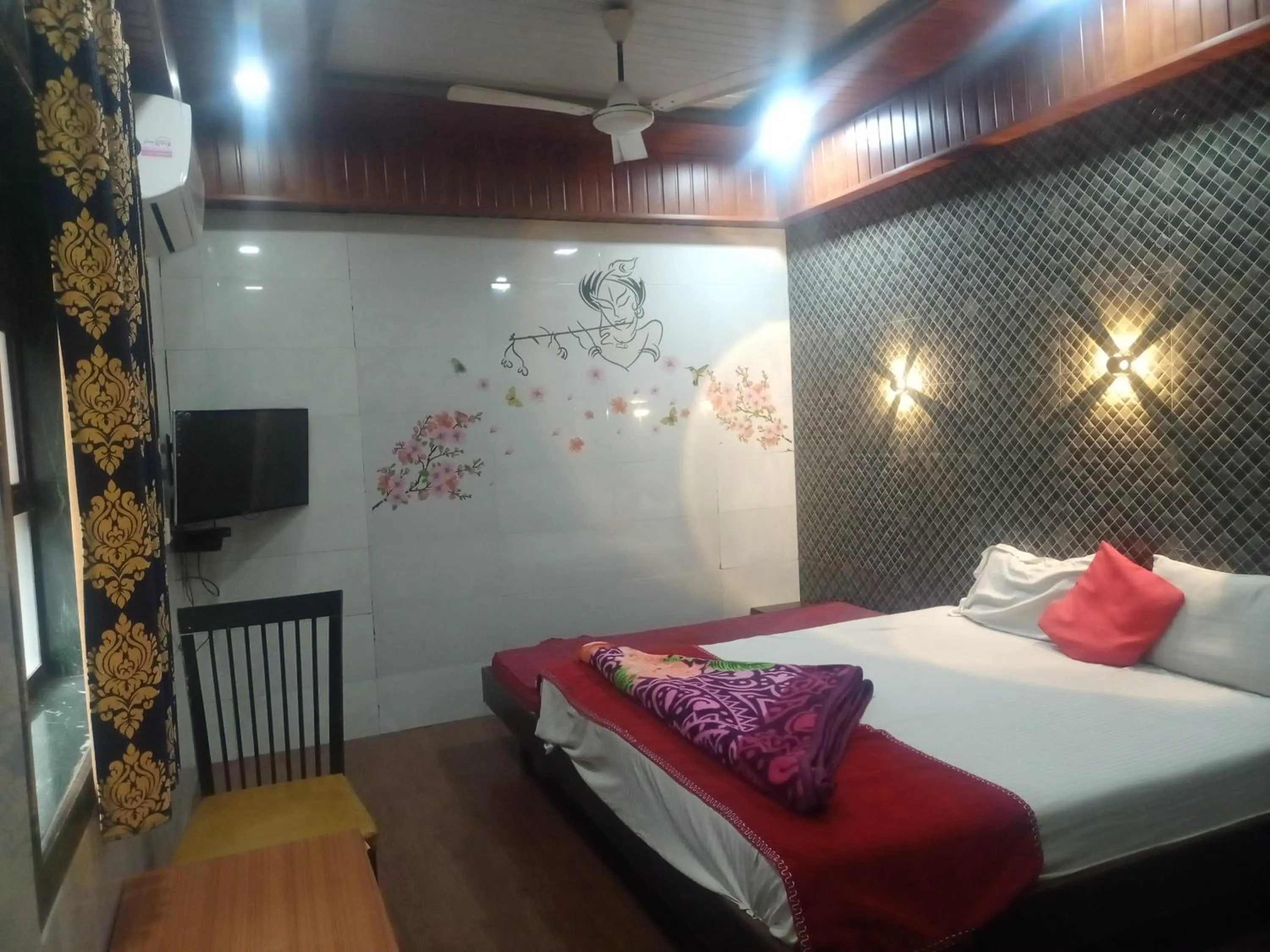 Bed in Hotel Geetanjali St Bus Stand Panvel