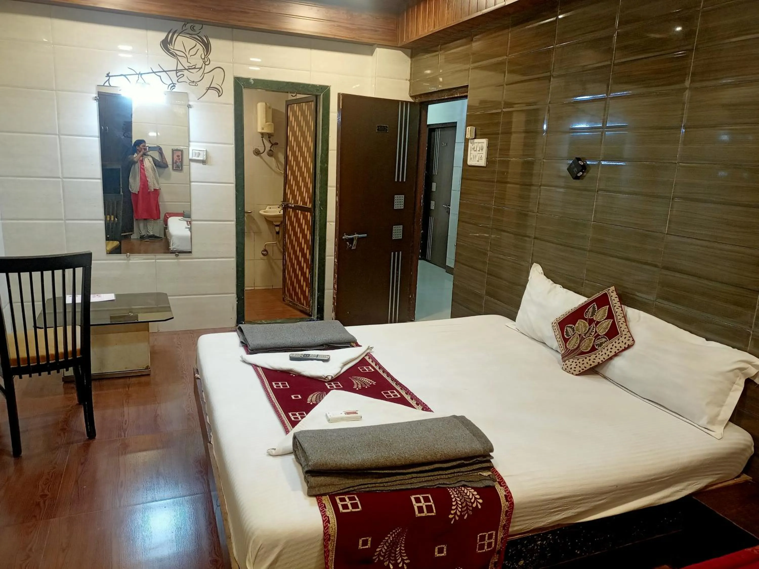 Bed in Hotel Geetanjali St Bus Stand Panvel