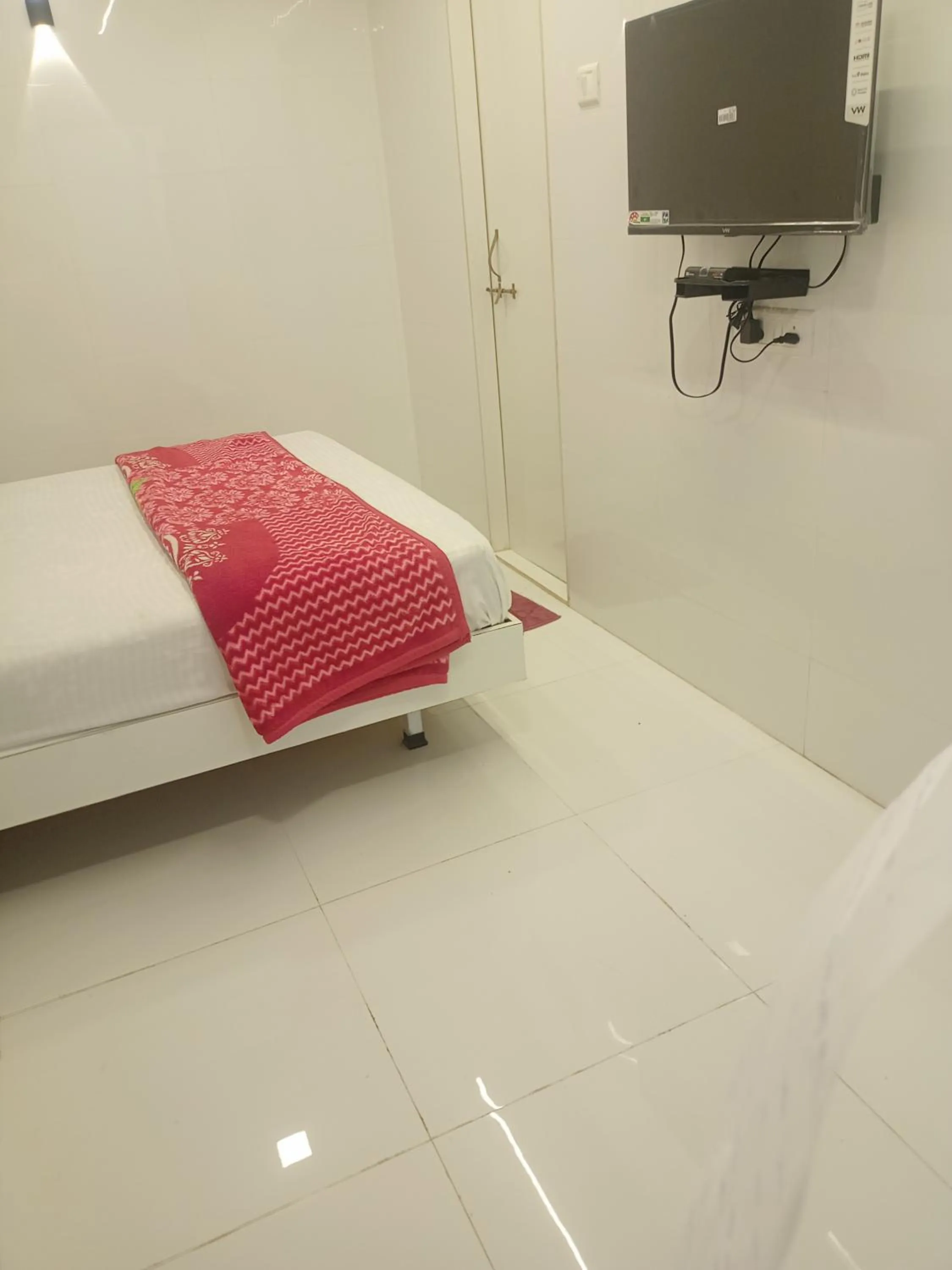 Bed in Hotel Geetanjali St Bus Stand Panvel