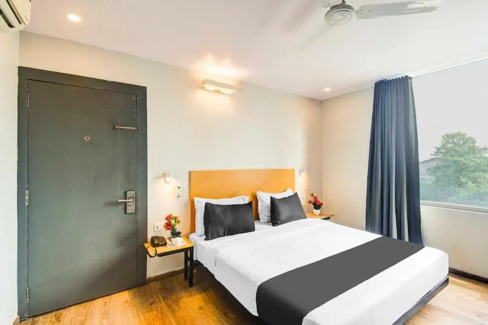 Restaurant/places to eat, Bed in Hotel Jaiman