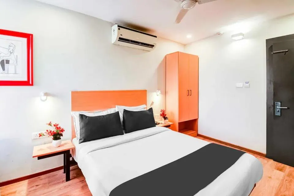 Restaurant/places to eat, Bed in Hotel Jaiman