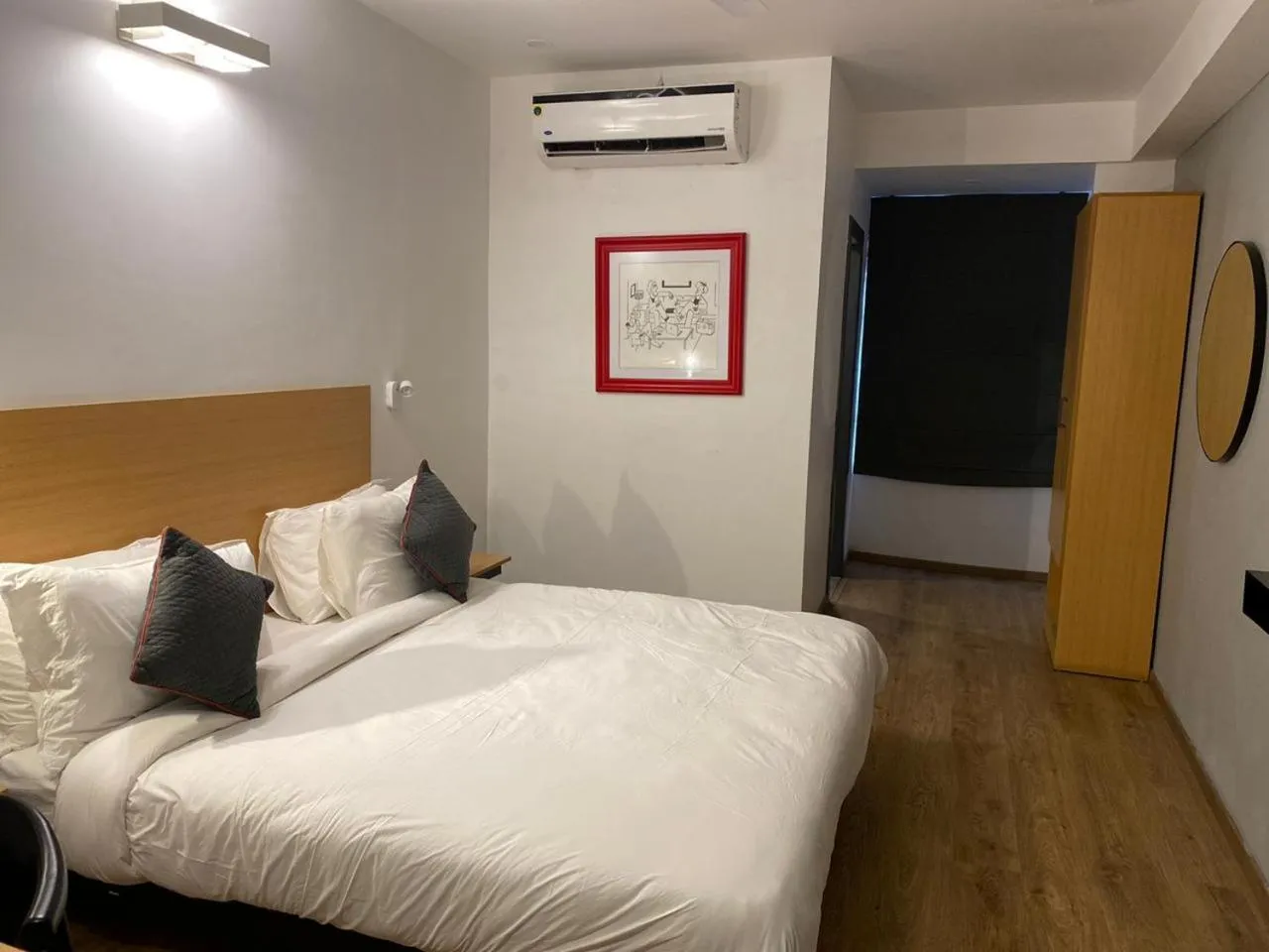 Photo of the whole room, Bed in Hotel Jaiman