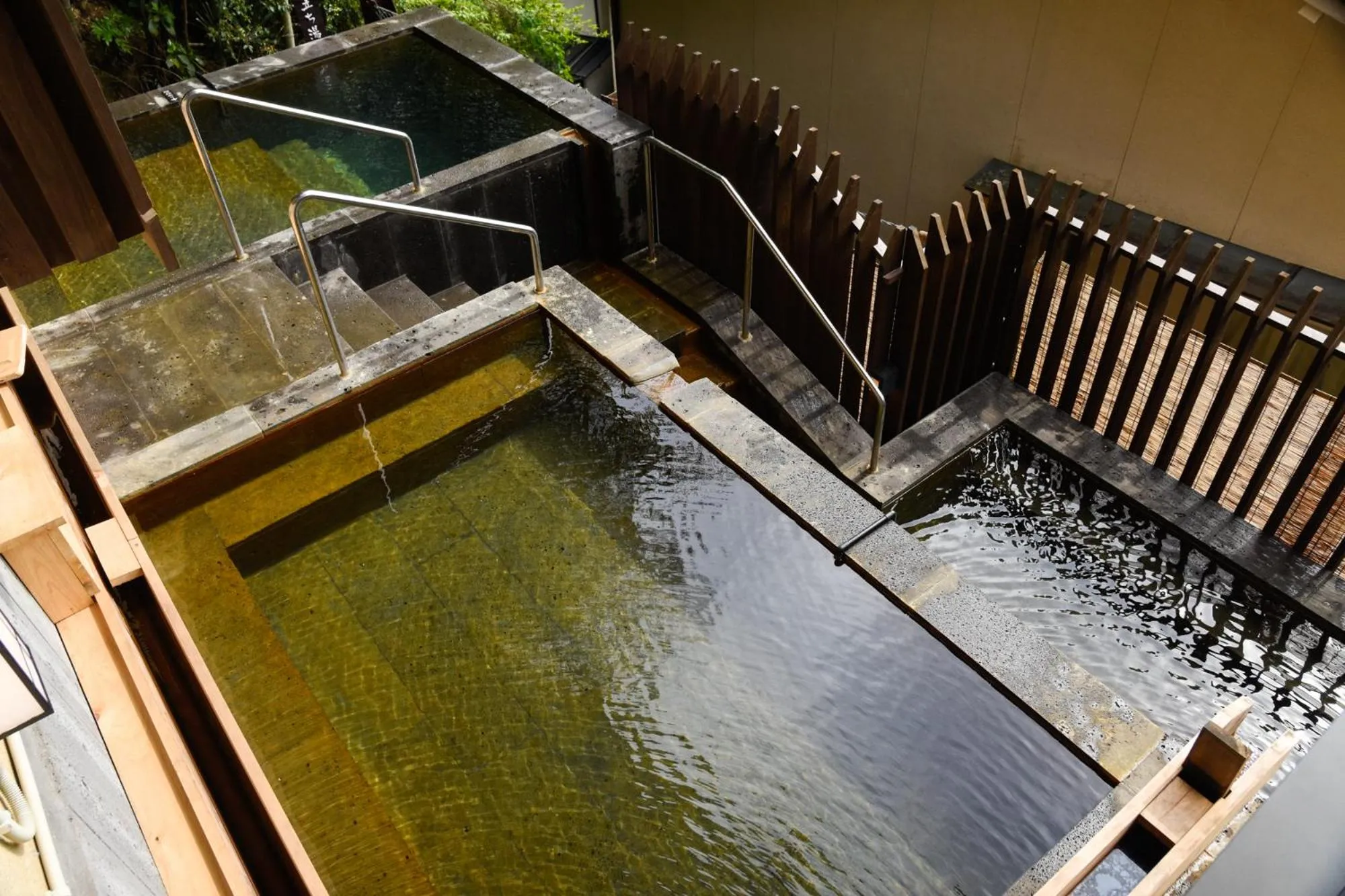 Hot Spring Bath in Ryokan Nanjoen