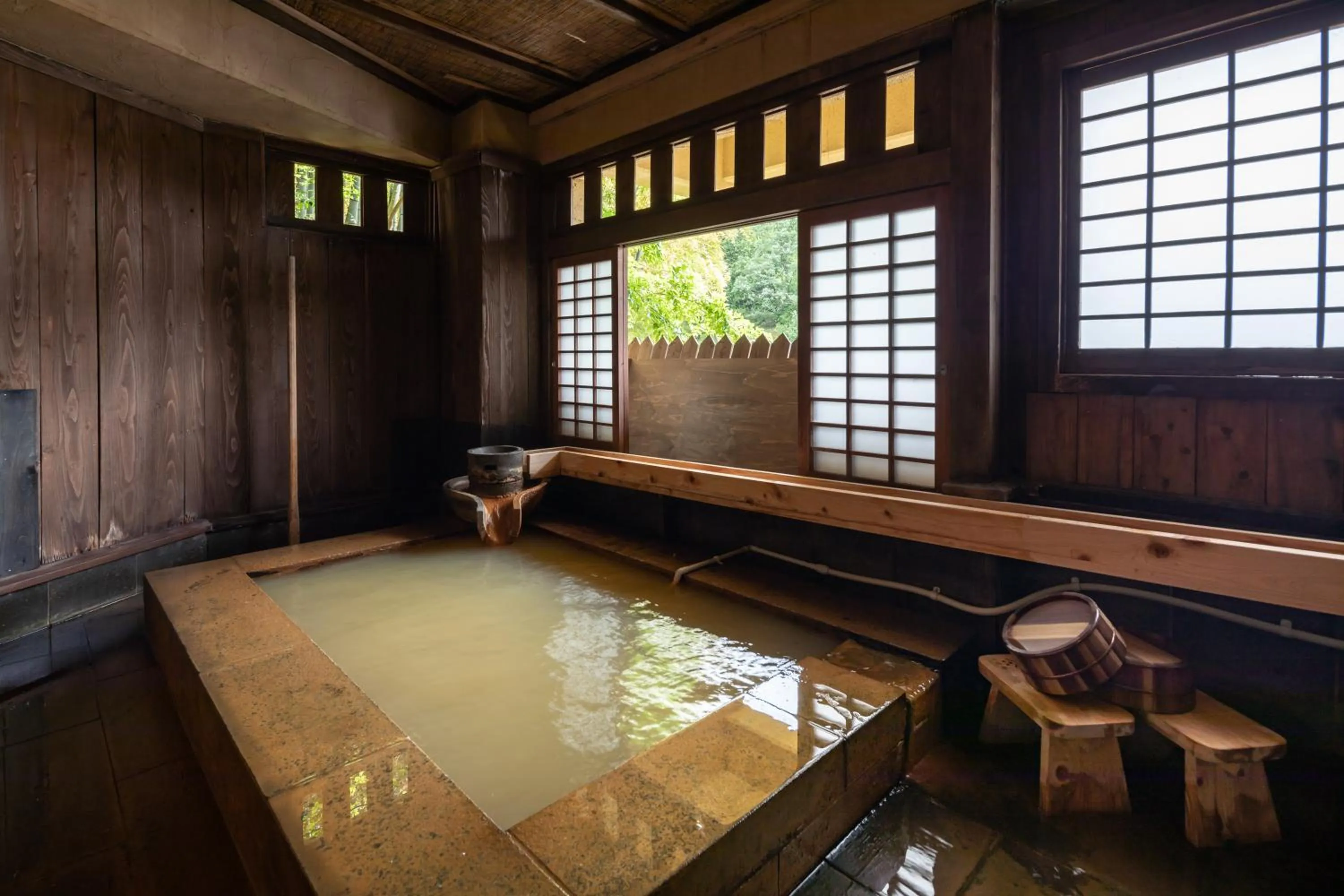 Hot Spring Bath in Ryokan Nanjoen
