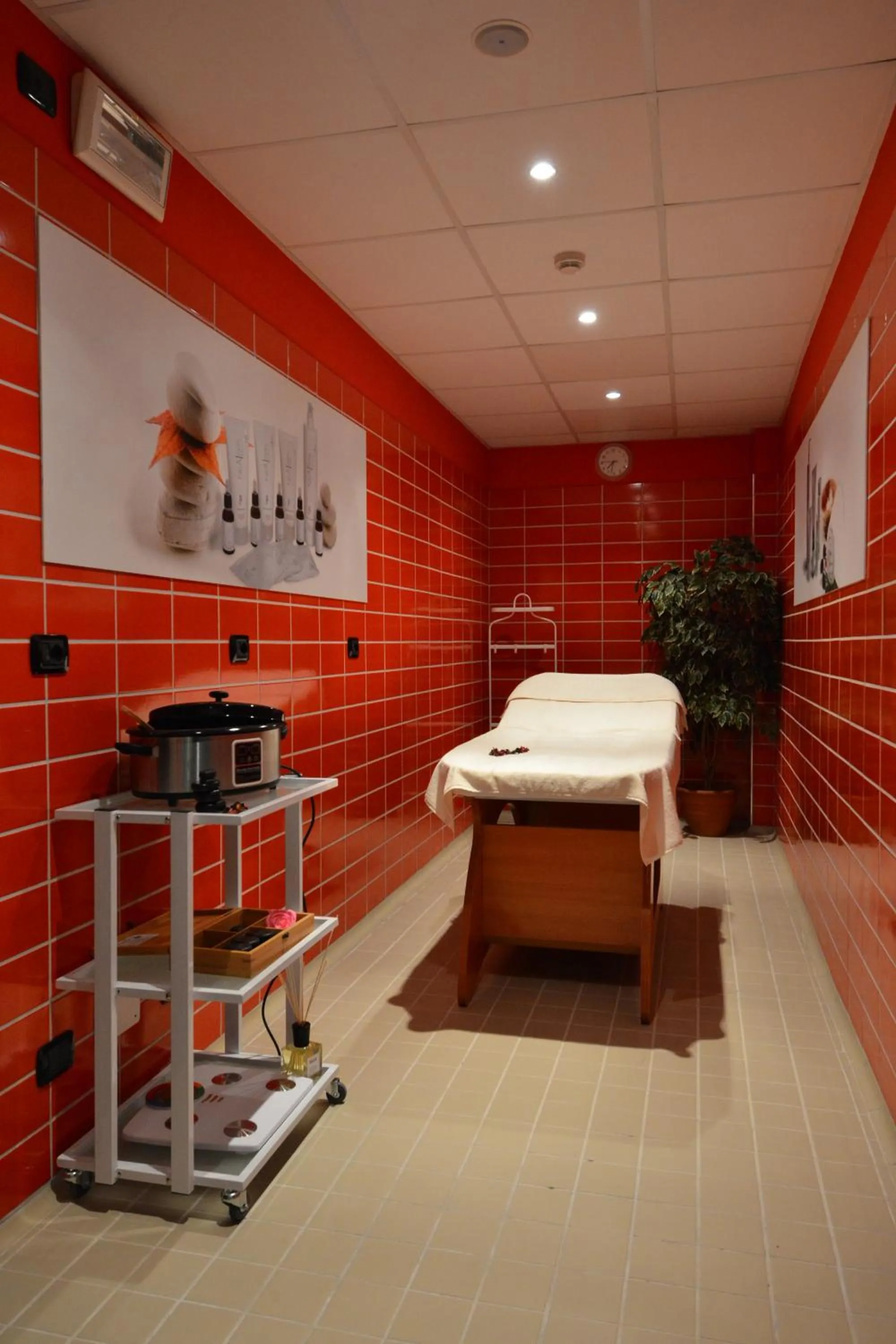 Spa and wellness centre/facilities, Bed in Air Palace Hotel